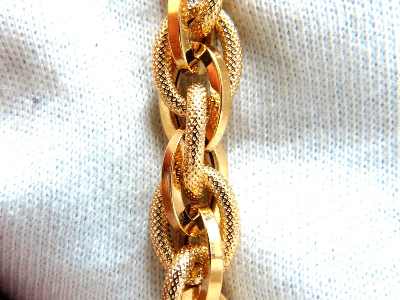 18 Karat Gold Tri-Link Intertwined Bracelet 18 Gram In New Condition In New York, NY