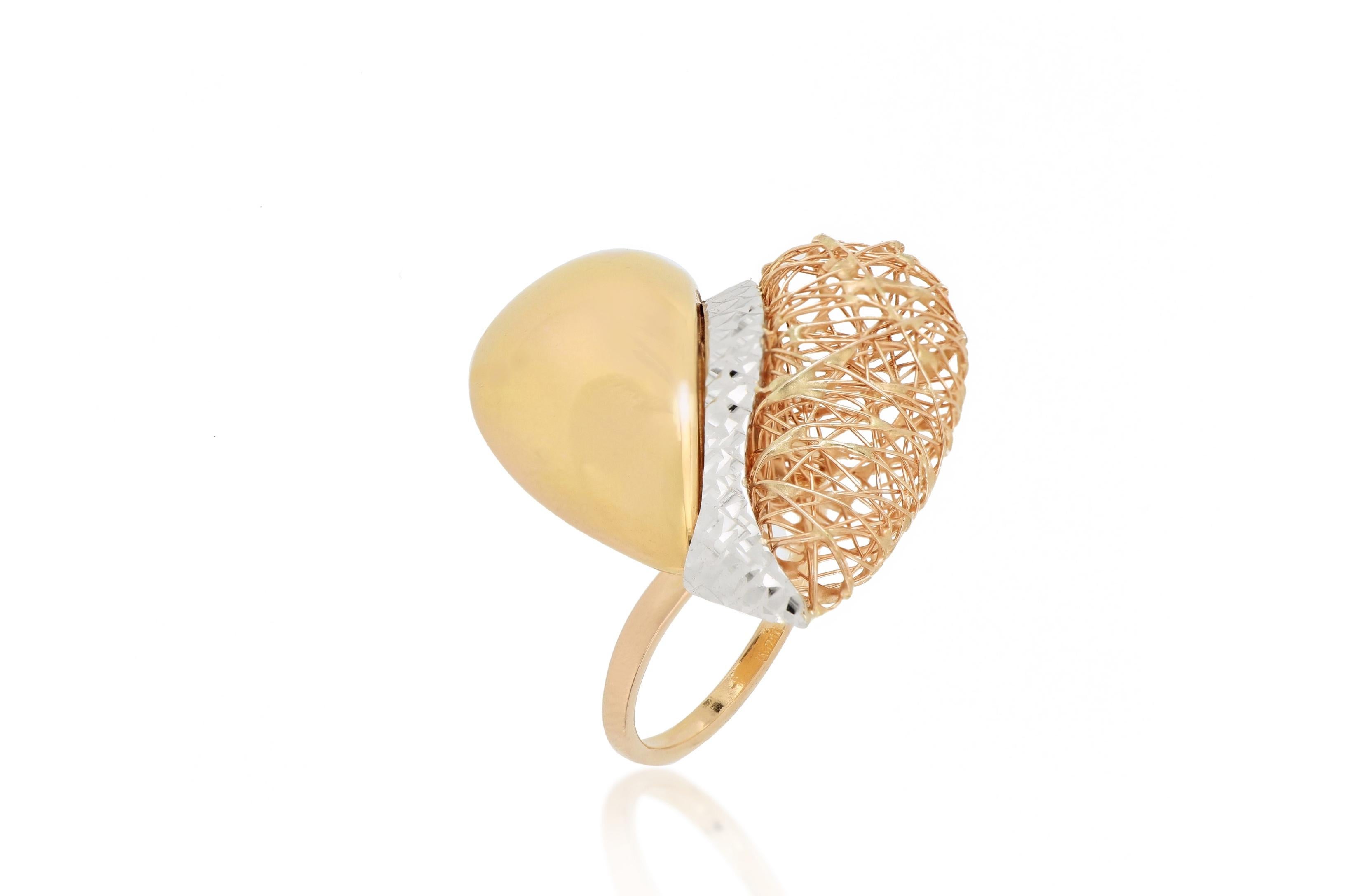 Contemporary 18 Karat Gold Tricolor Ring For Sale