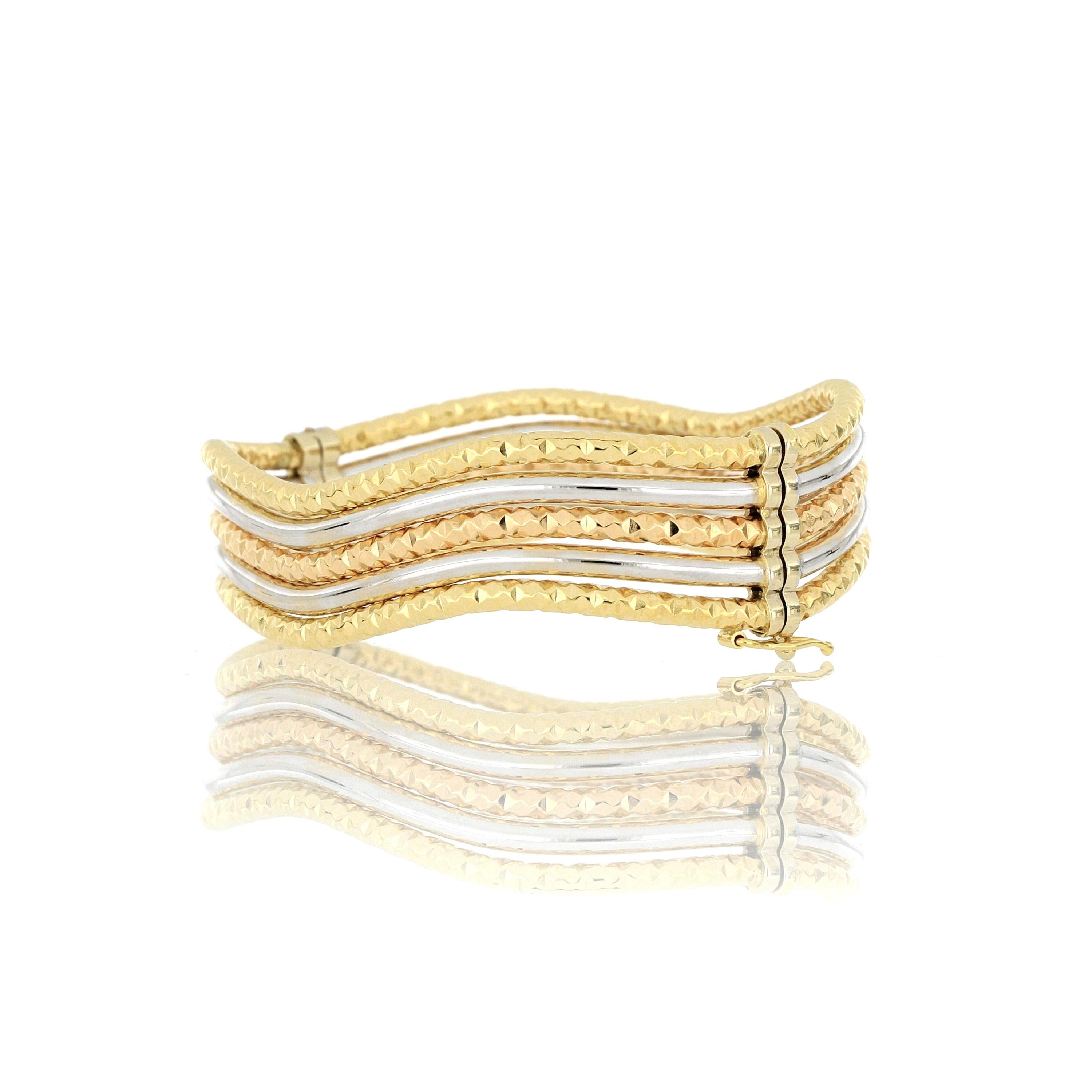 Contemporain Bracelet jonc tricolore en or 18 carats en vente