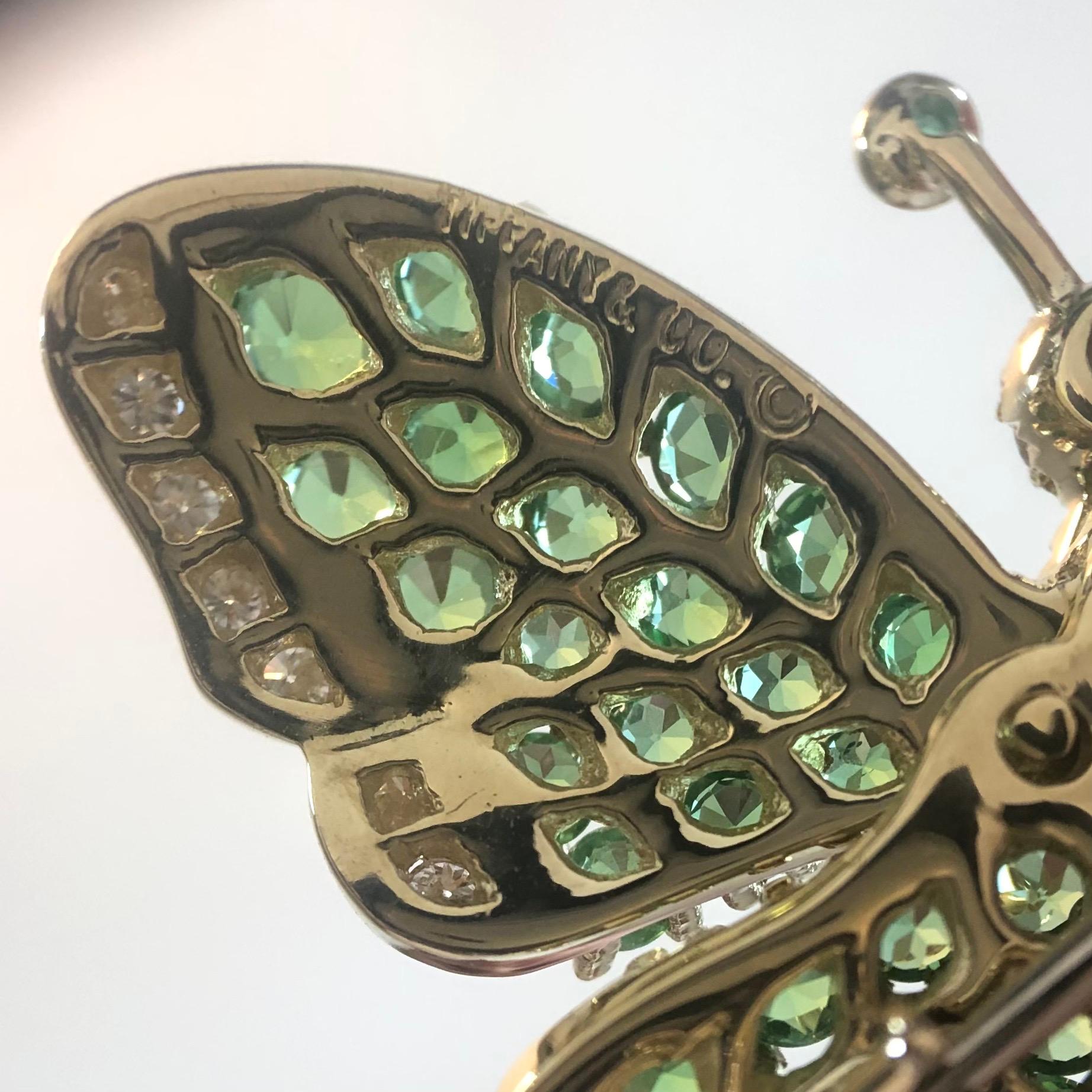 18 Karat Gold Tsavorite Diamond Butterfly Brooch by Tiffany & Co., 1989 In Good Condition In Zurich, CH