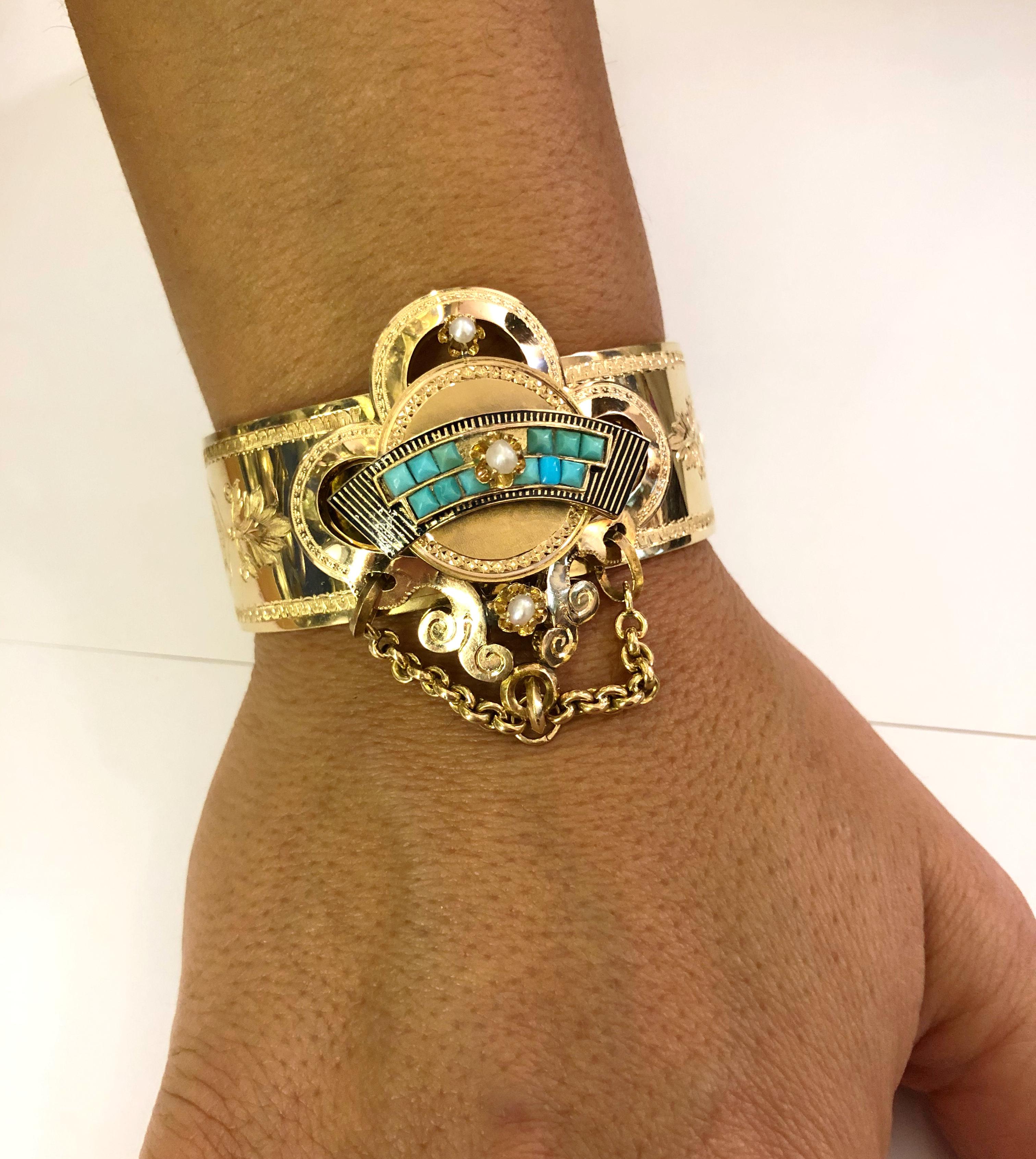 18 Karat Gold Turquoise and Pearls Bracelet For Sale 1