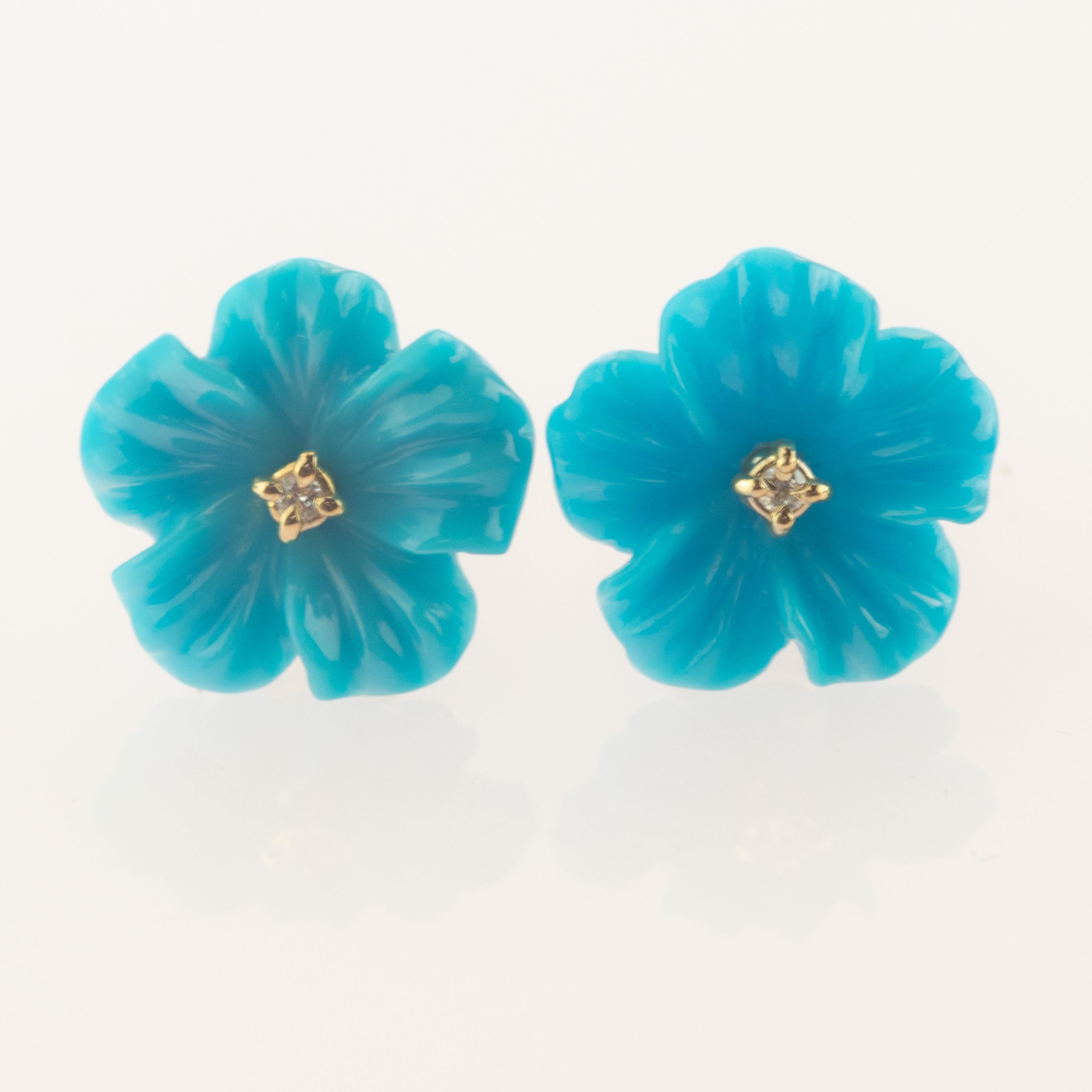 Astonishing natural turquoise flowers stud earrings, Carved petals that evoke the italian handmade traditional jewelry work. Handmade blue earrings

Beautiful and delicate design that evokes the roots of beauty that are gradually woven to achieve a