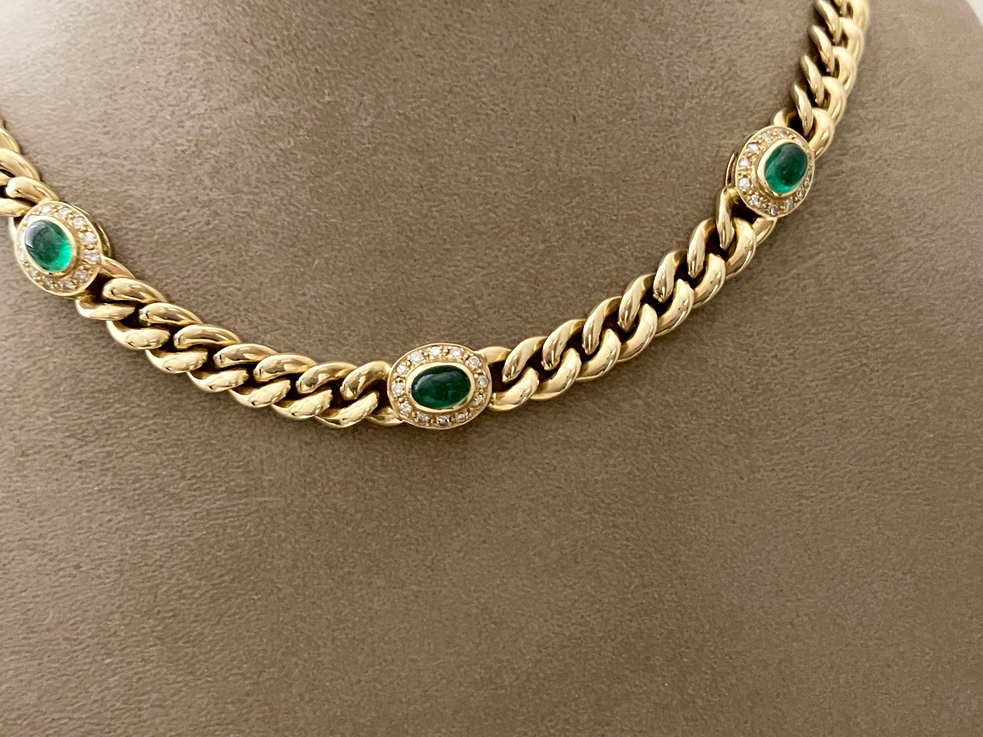 18 Karat Gold Twisted Curb Chain Necklace Emerald Cabochons Diamonds by Bucherer In Good Condition In Zurich, Zollstrasse