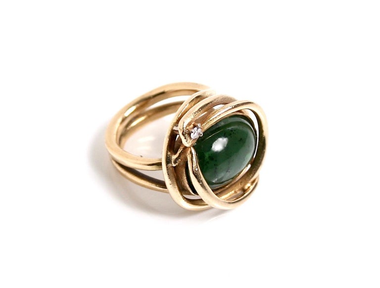 18 Karat Gold Unique, Jade and Brilliant Cut Diamond Ring For Sale at  1stDibs