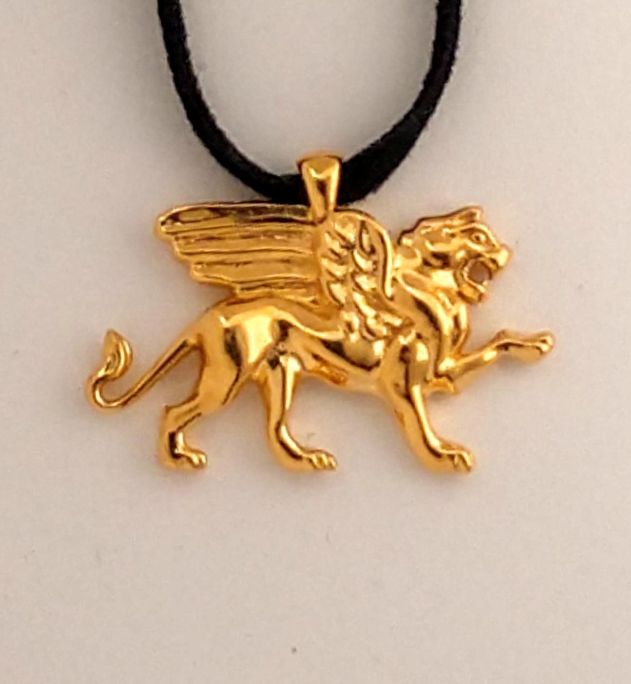 18 Karat Gold Vermeil Griffin Pendant Necklace 1 inch wide  For Sale 2