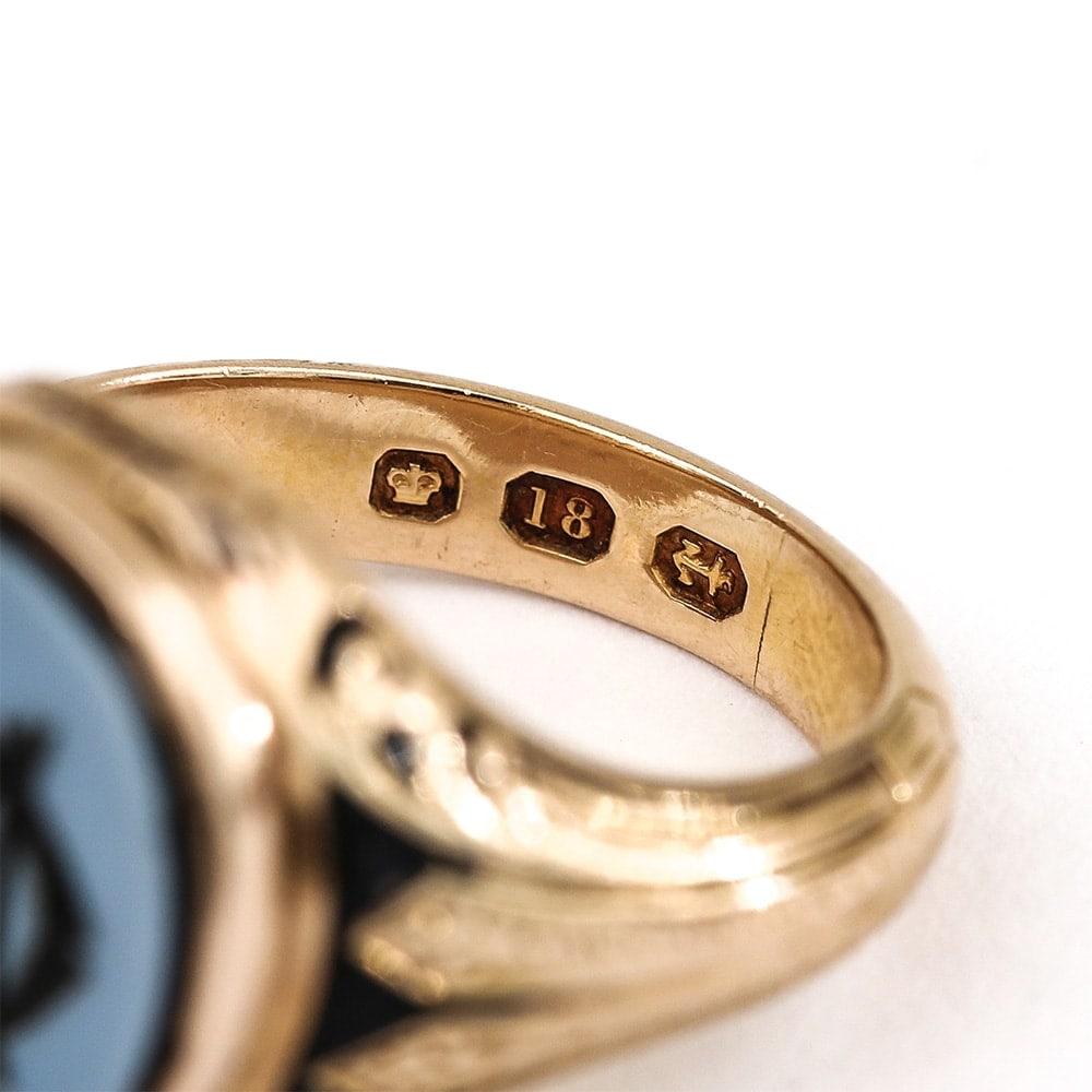 Unusual Victorian Chalcedony and Black Enamel Locket Mourning Ring 18 Karat Gold 3
