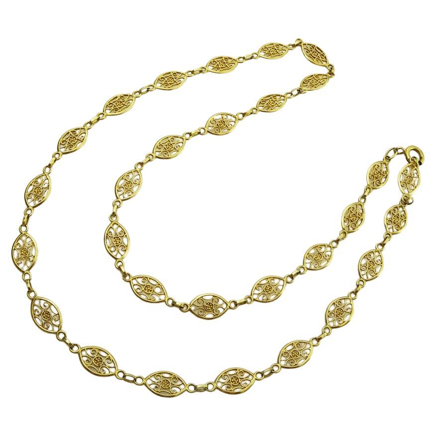 18 karat Gold Vintage French Link Necklace For Sale