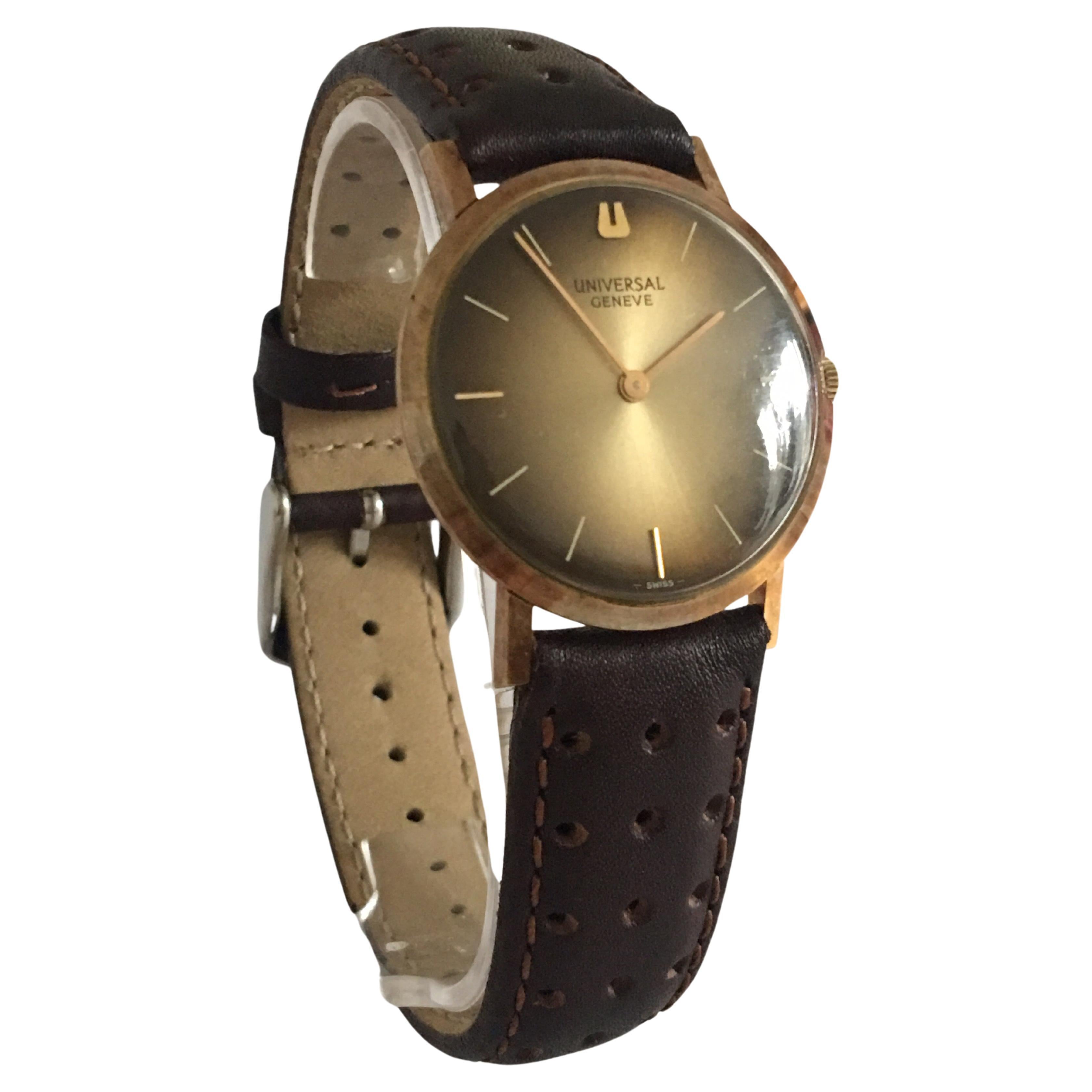 18 Karat Gold Vintage Hand-Winding Universal Geneve Watch For Sale