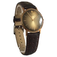 18 Karat Gold Vintage Hand-Winding Universal Geneve Watch