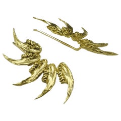 18 Karat Gold Wearable Art Elegant Jaw Climber Earrings