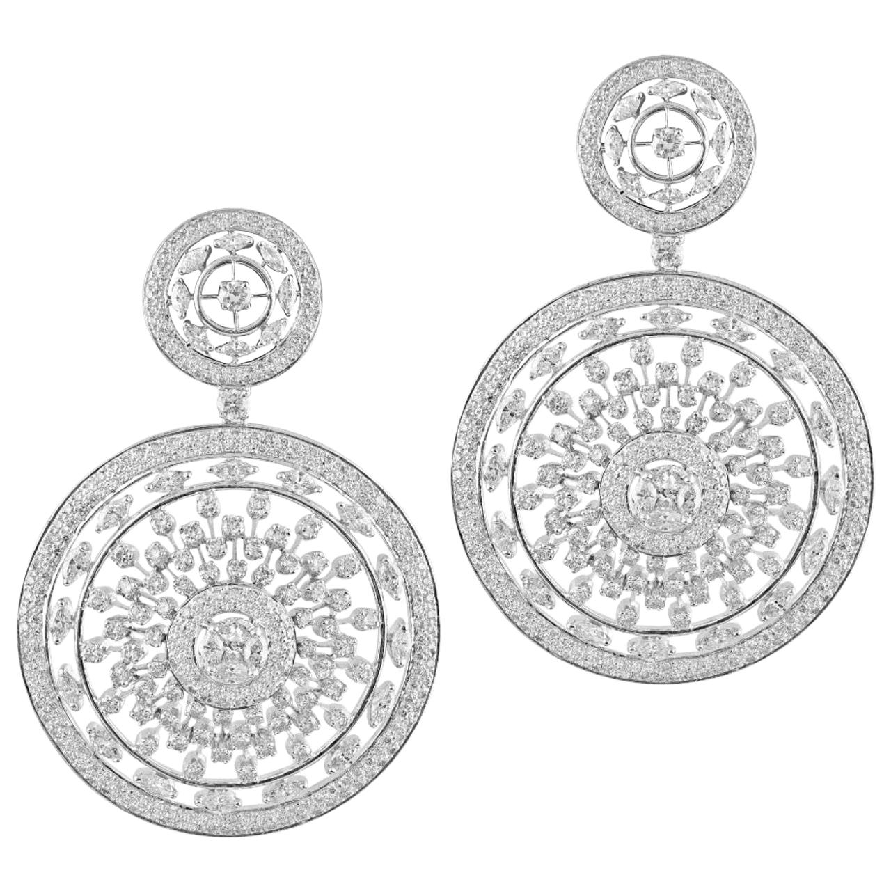18 Karat Gold White Diamond Chandelier Earrings For Sale