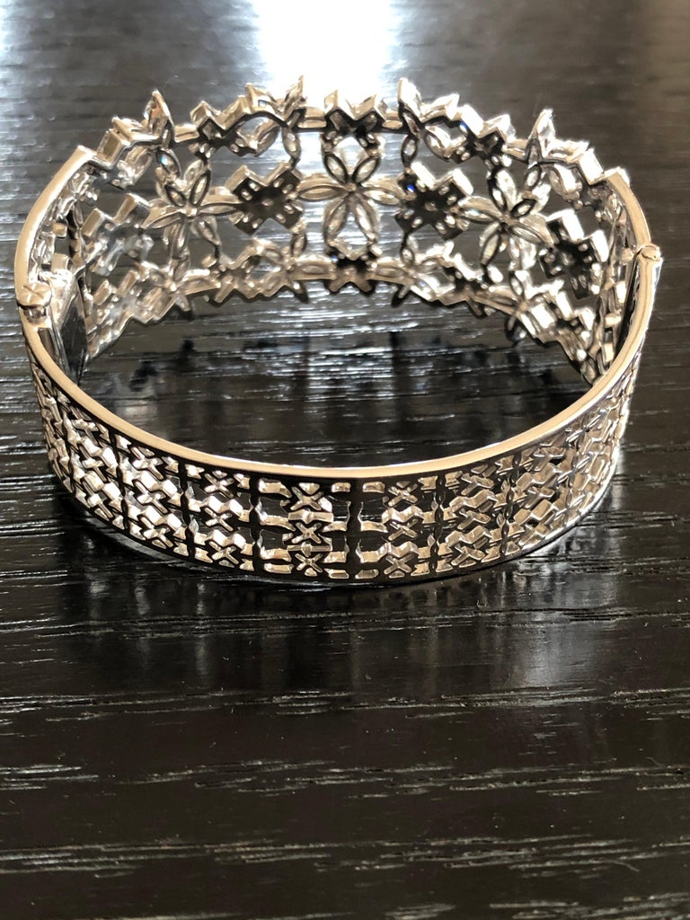Marquise Cut 18 Karat Gold White Diamond Cuff Bracelet For Sale