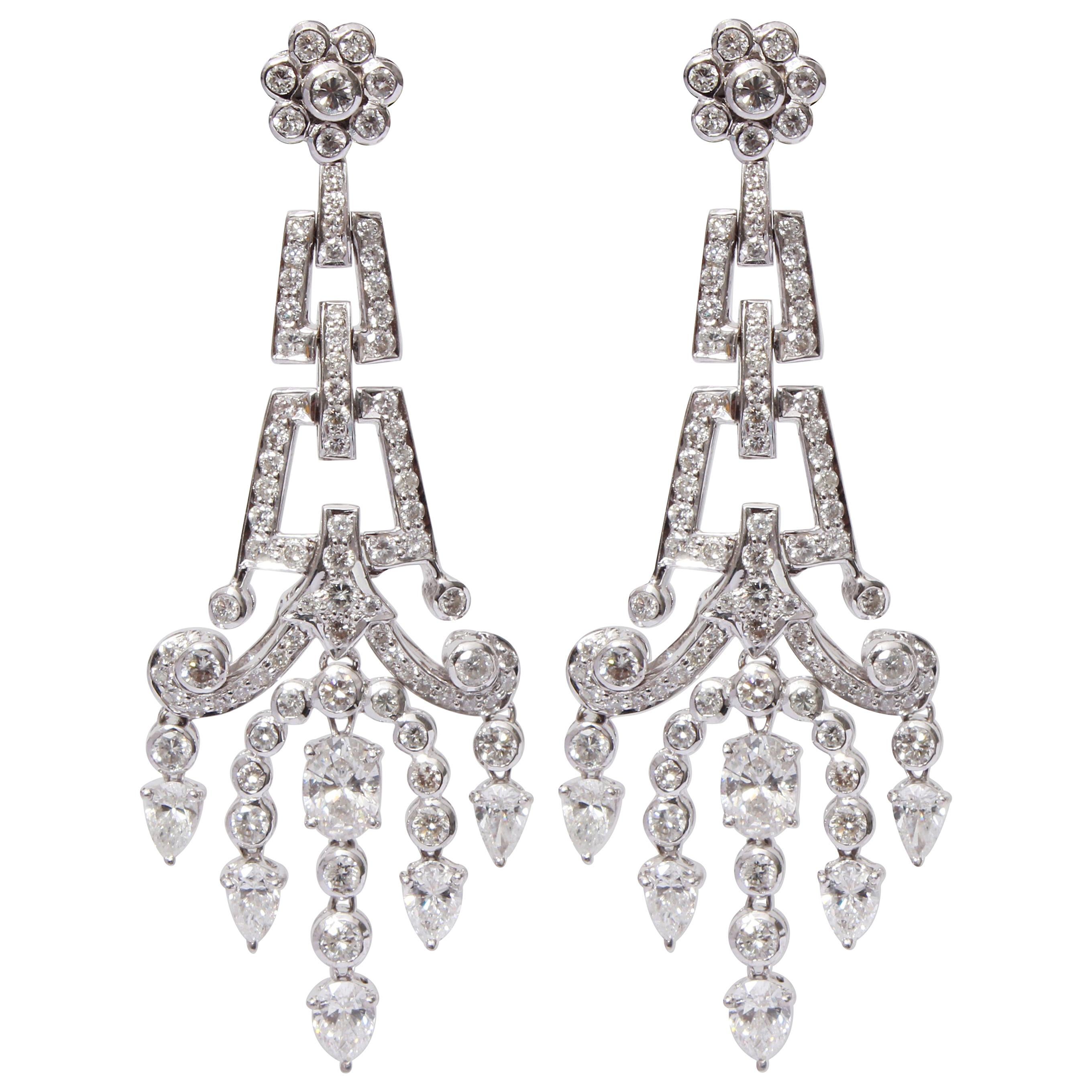 18 Karat Gold White Diamond Earrings For Sale