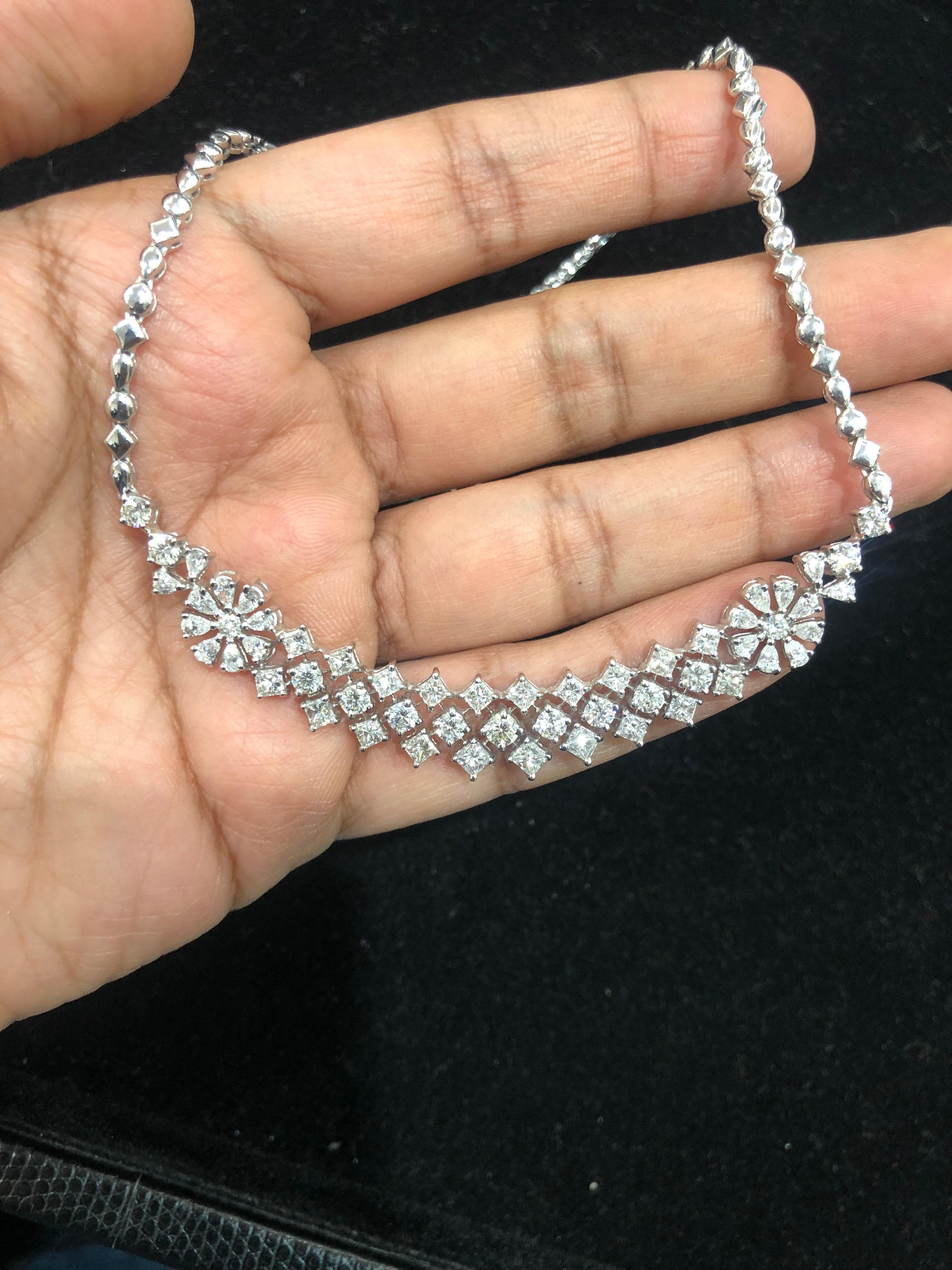 Mixed Cut 18 Karat Gold White Diamond Necklace For Sale