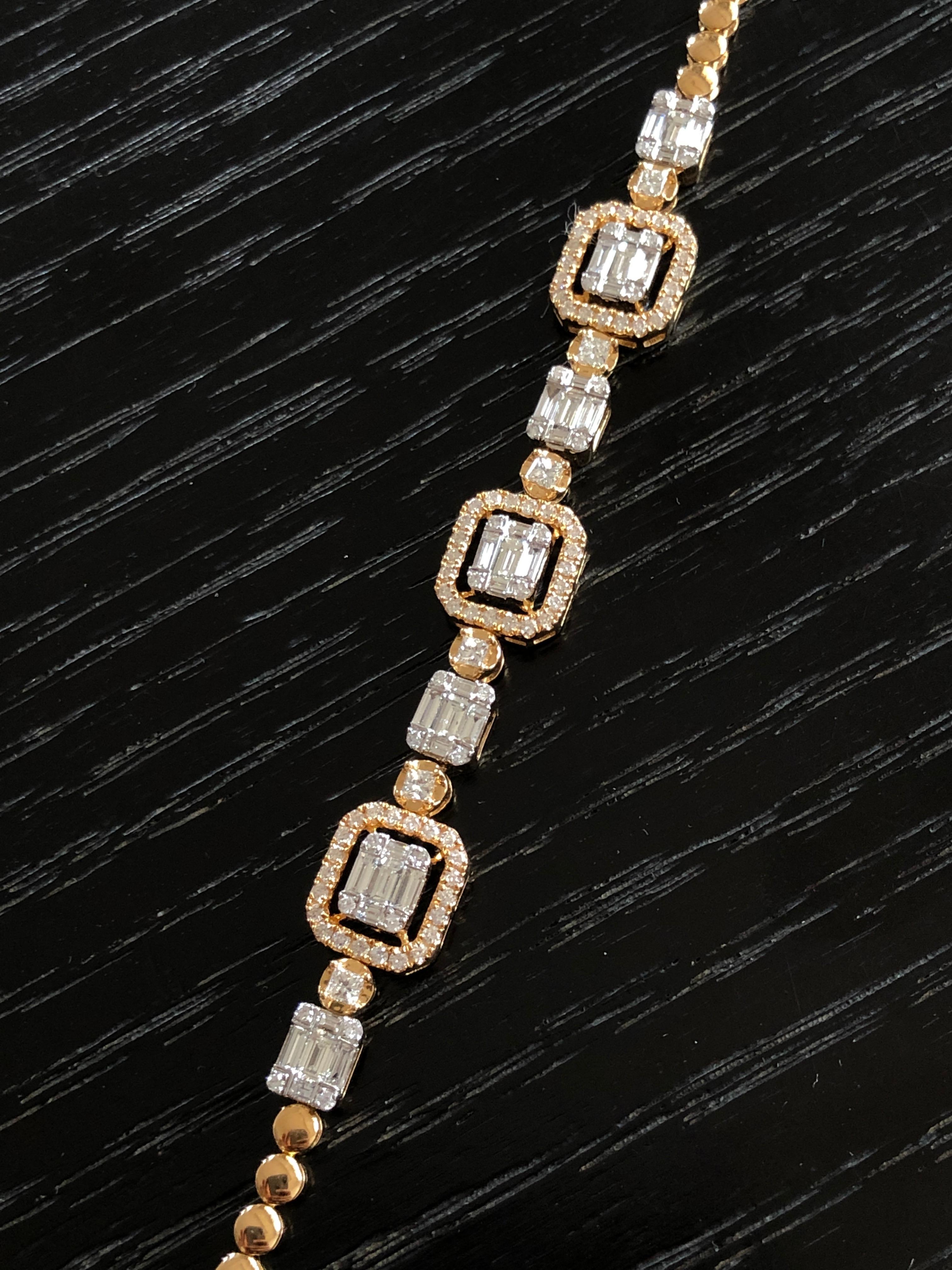 Mixed Cut 18 Karat Gold White Diamond Tennis Bracelet For Sale