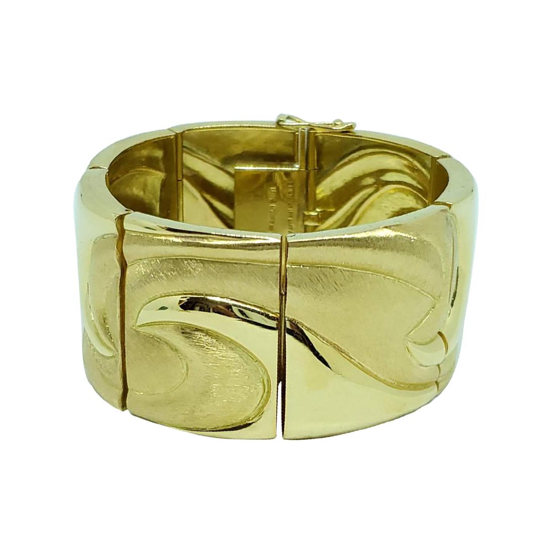 18 Karat Gold Wide Bracelet For Sale