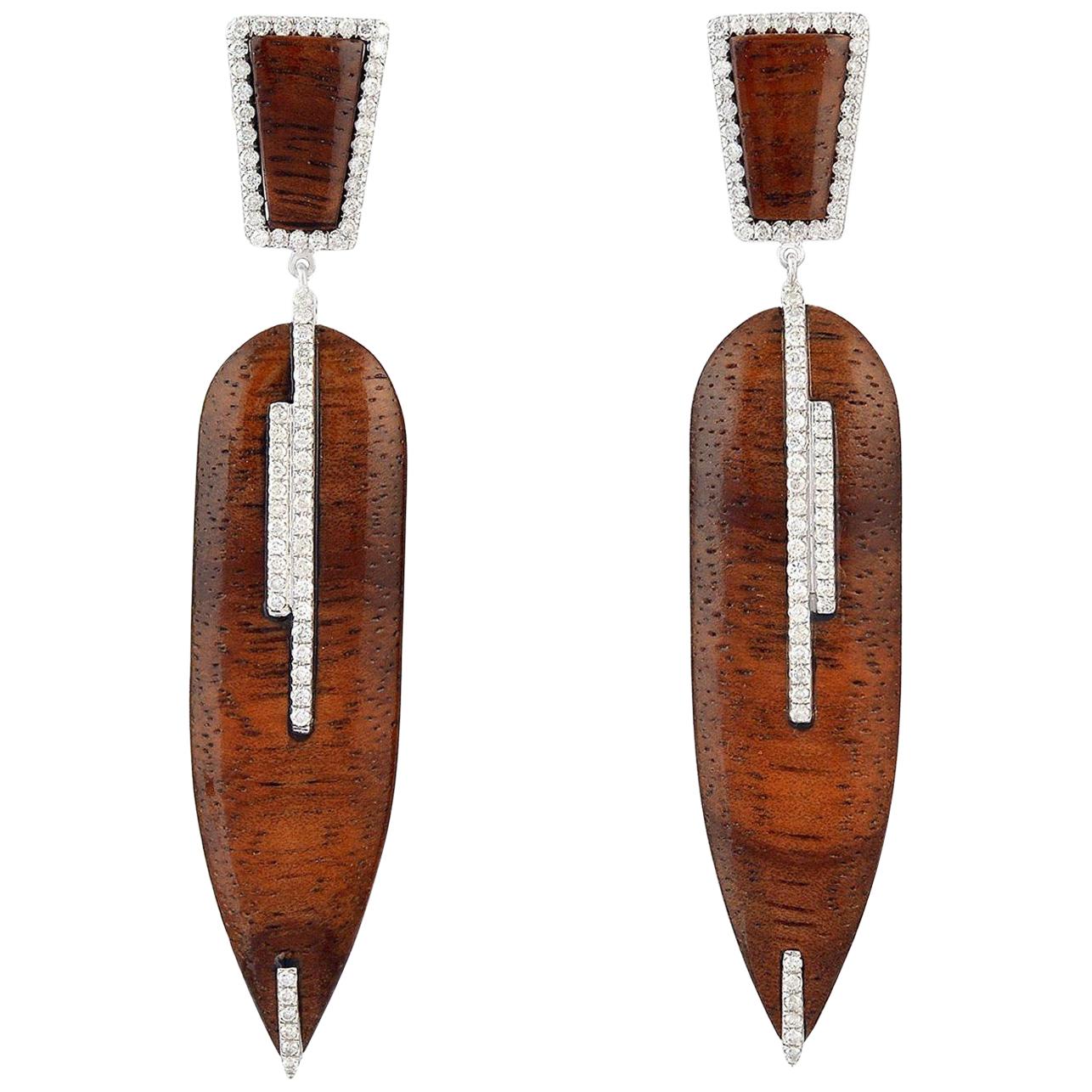 18 Karat Gold Wood Diamond Earrings For Sale