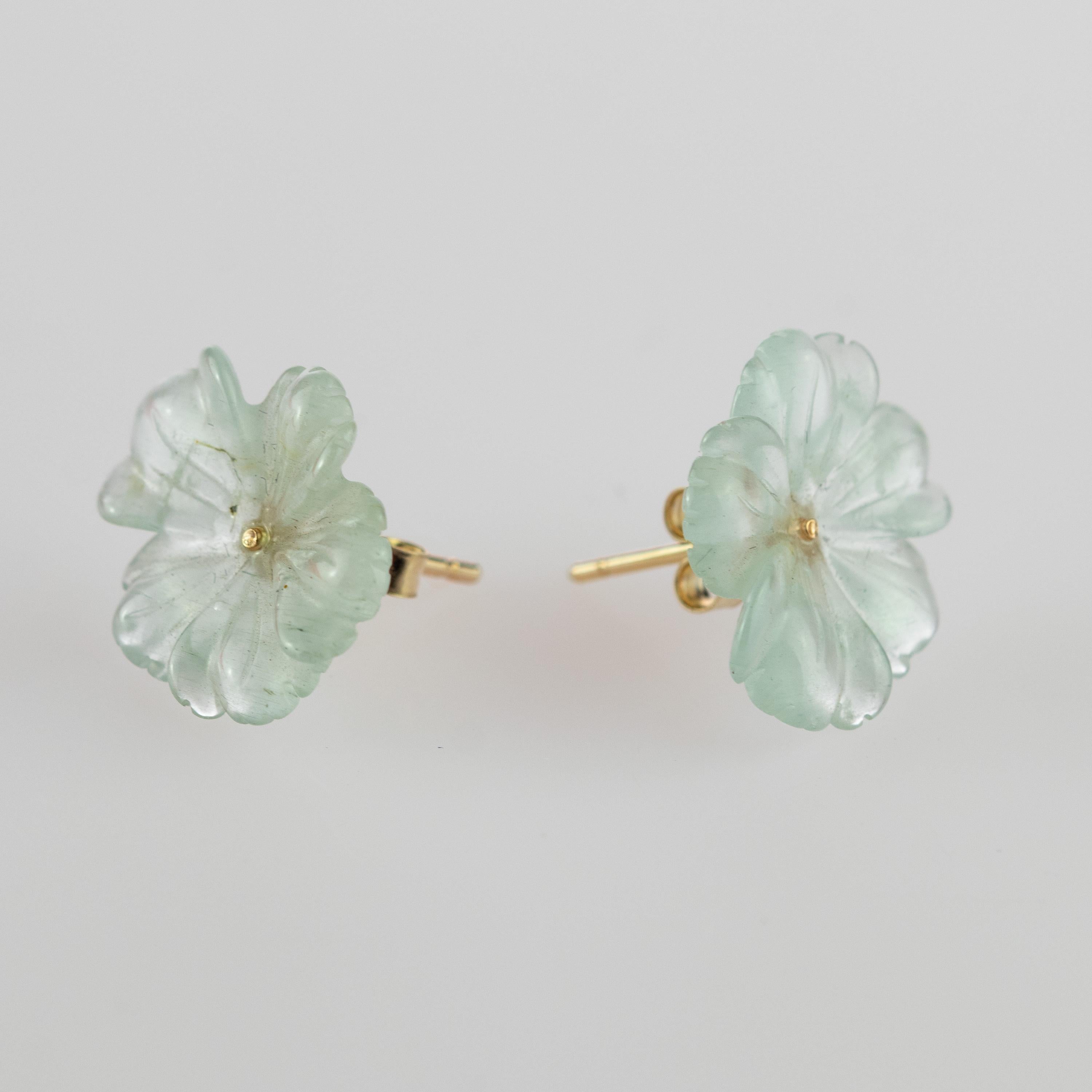 14 Karat Gold Yellow Agate Flower Handmade Italian Girl Carved Stud Earrings In New Condition For Sale In Milano, IT