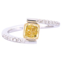 18 Karat Gold Yellow and White Diamond "Illusion-Set" Ring