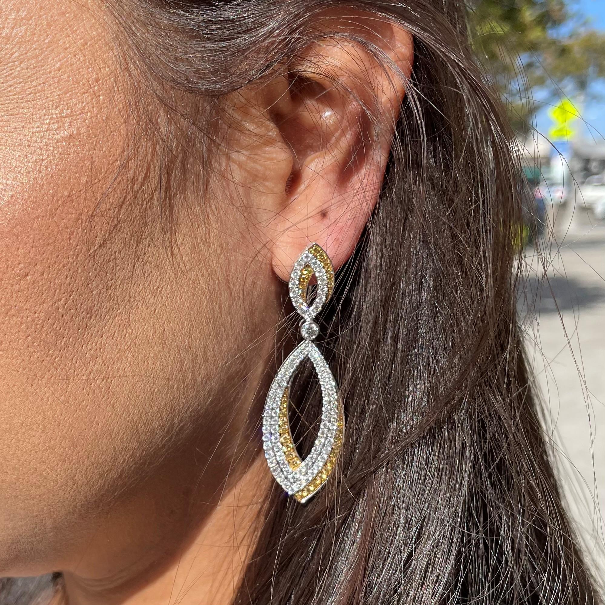 18 Karat Gold Yellow and White Diamond Oval Drop Earrings In Excellent Condition For Sale In La Jolla, CA