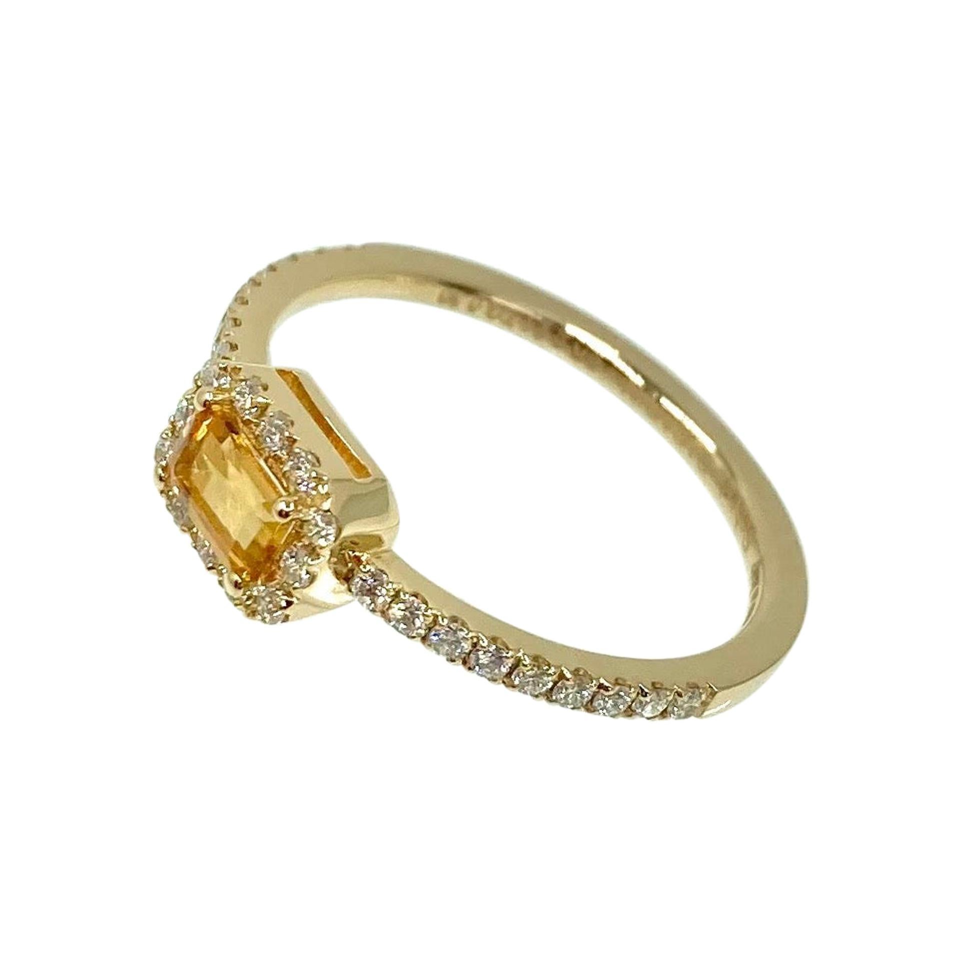 18 Karat Gold Yellow Tourmaline and Diamonds Italian Ring For Sale
