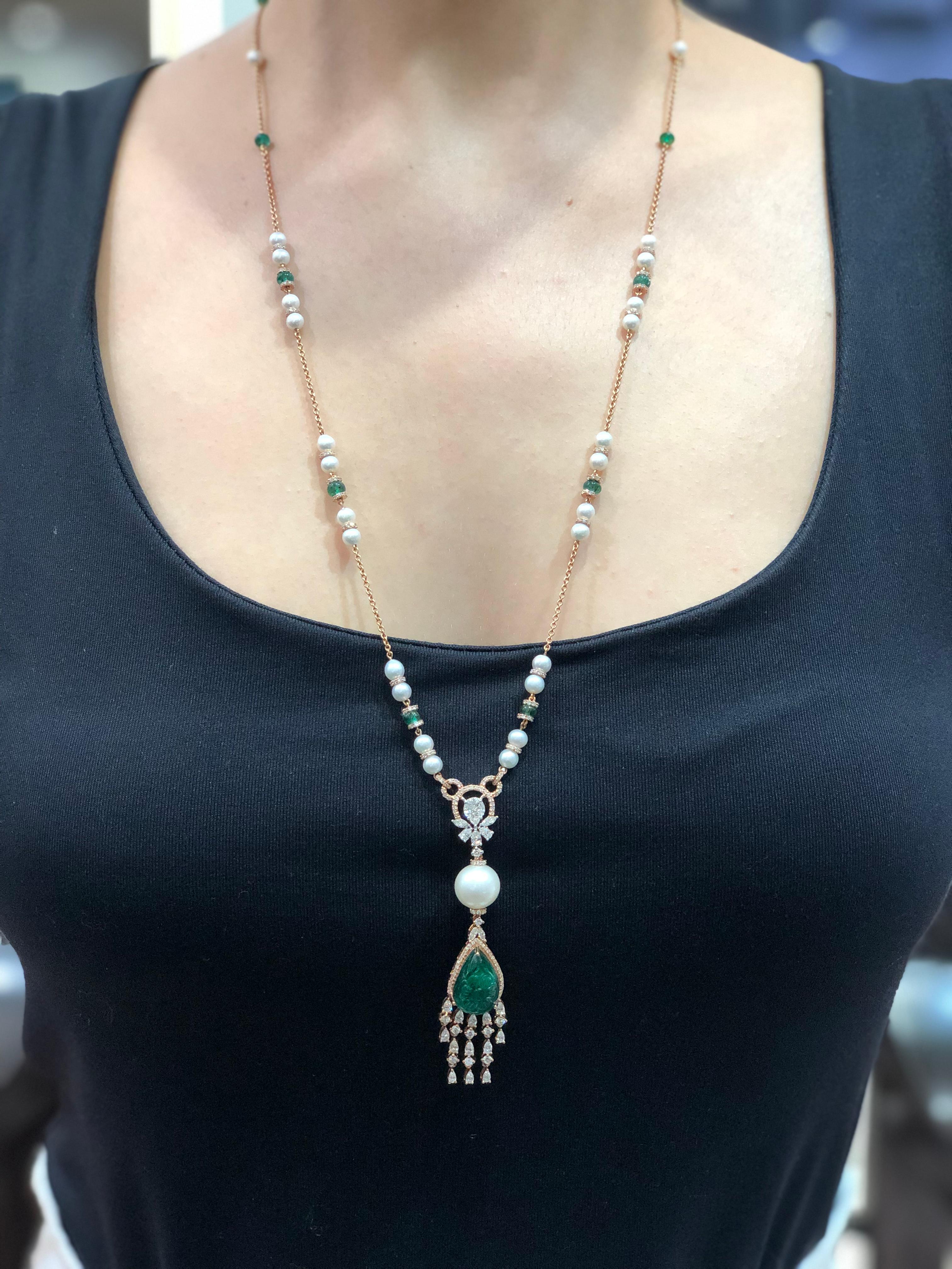 Contemporary Hand Carved Emerald Pearls Diamond 18k Rose Gold Chain Necklace  For Sale