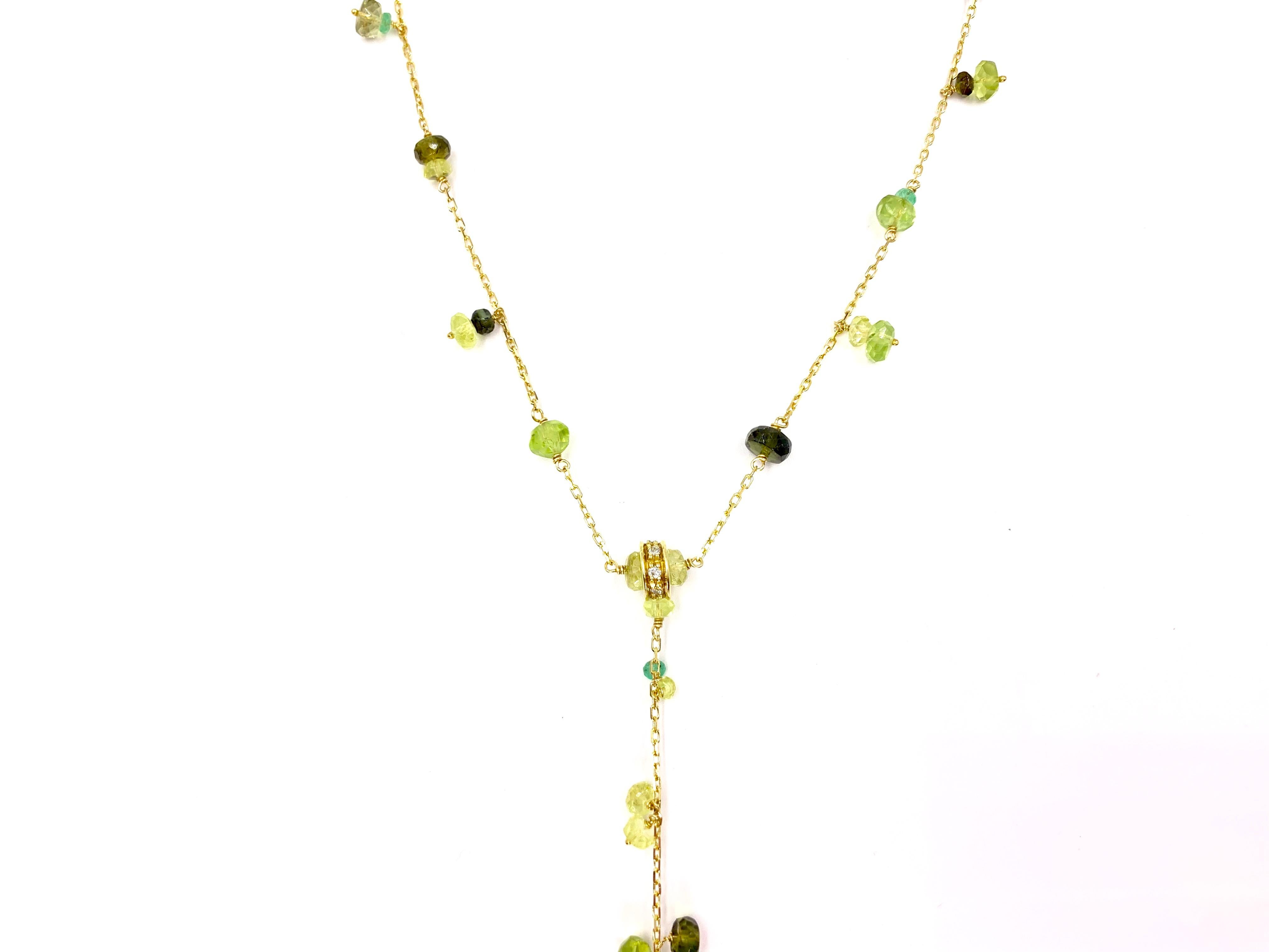 Contemporary 18 Karat Green Gemstone Lariat Mariani Necklace For Sale