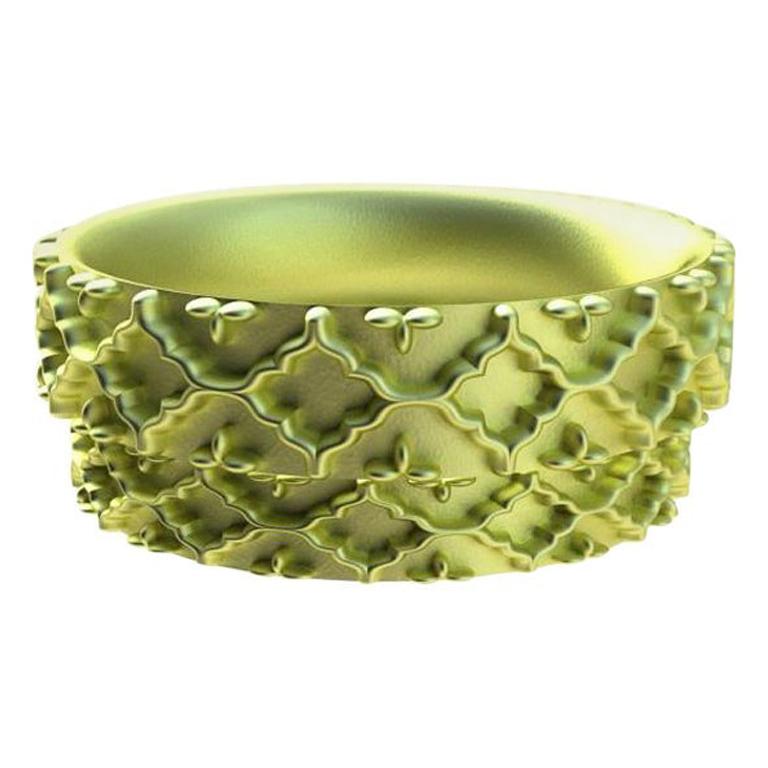 18 Karat Green Gold Wedding Ring Set