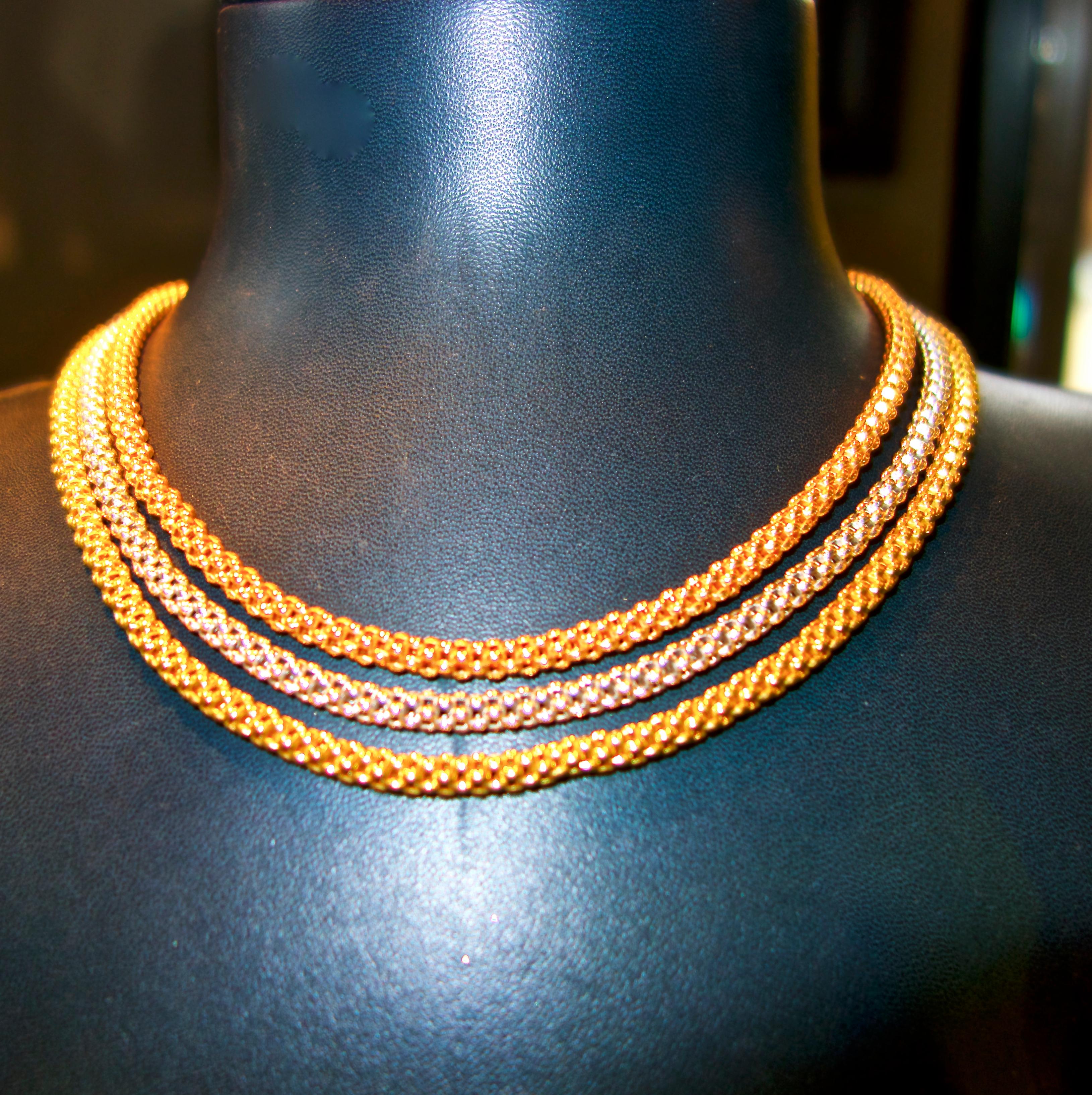 18 Karat Handwoven Gold Necklace by Fope In Excellent Condition In Aspen, CO