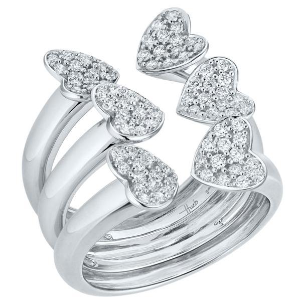 18 Karat Hearts White Gold Ring with Vs Gh Diamonds