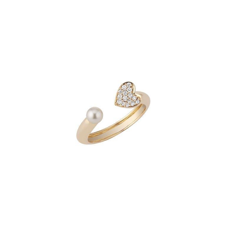 Contemporary 18 Karat Hearts Yellow Gold Ring with Vs Gh Diamonds and White Pearl For Sale