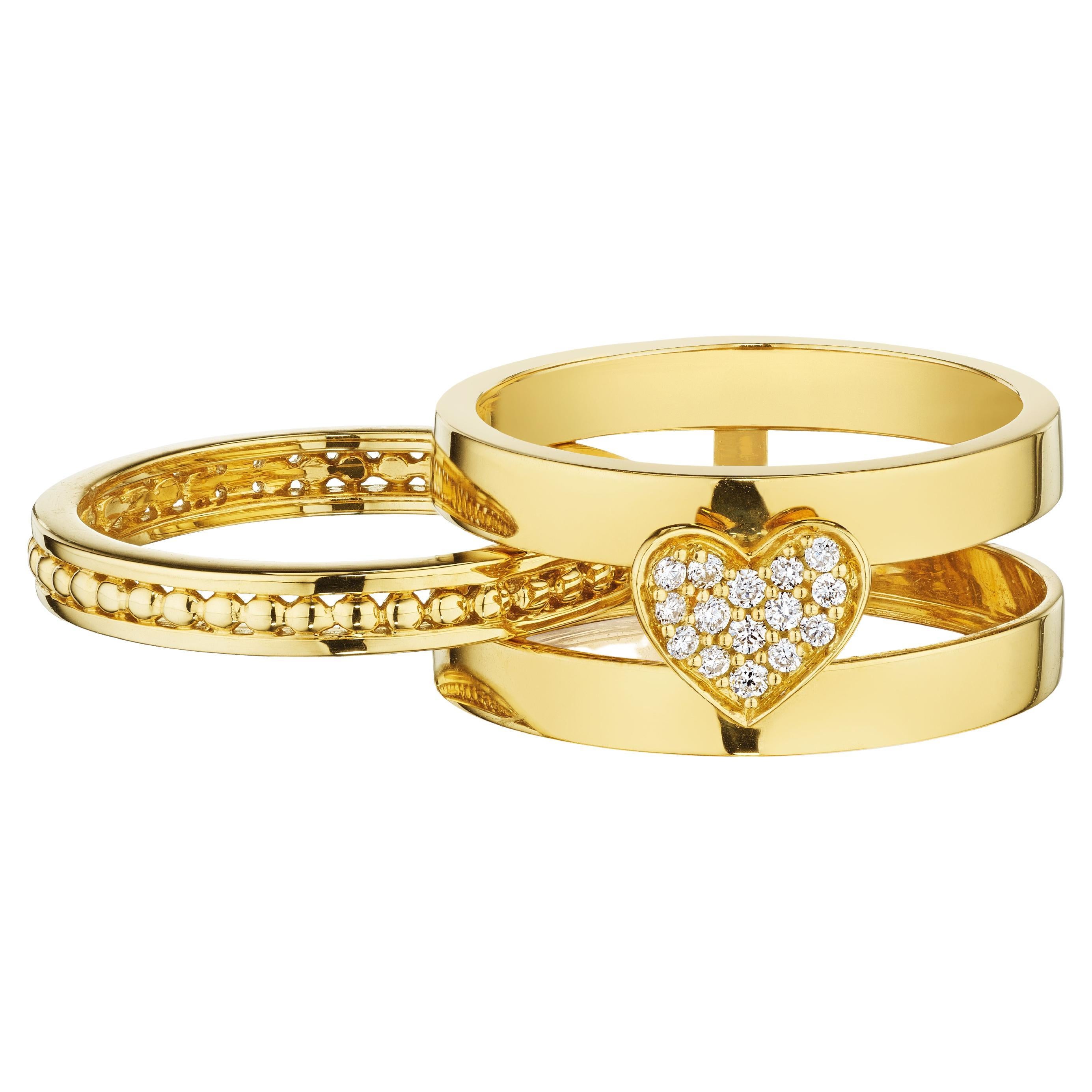 18 Karat Hearts Yellow Gold Ring with Vs Gh Diamonds For Sale