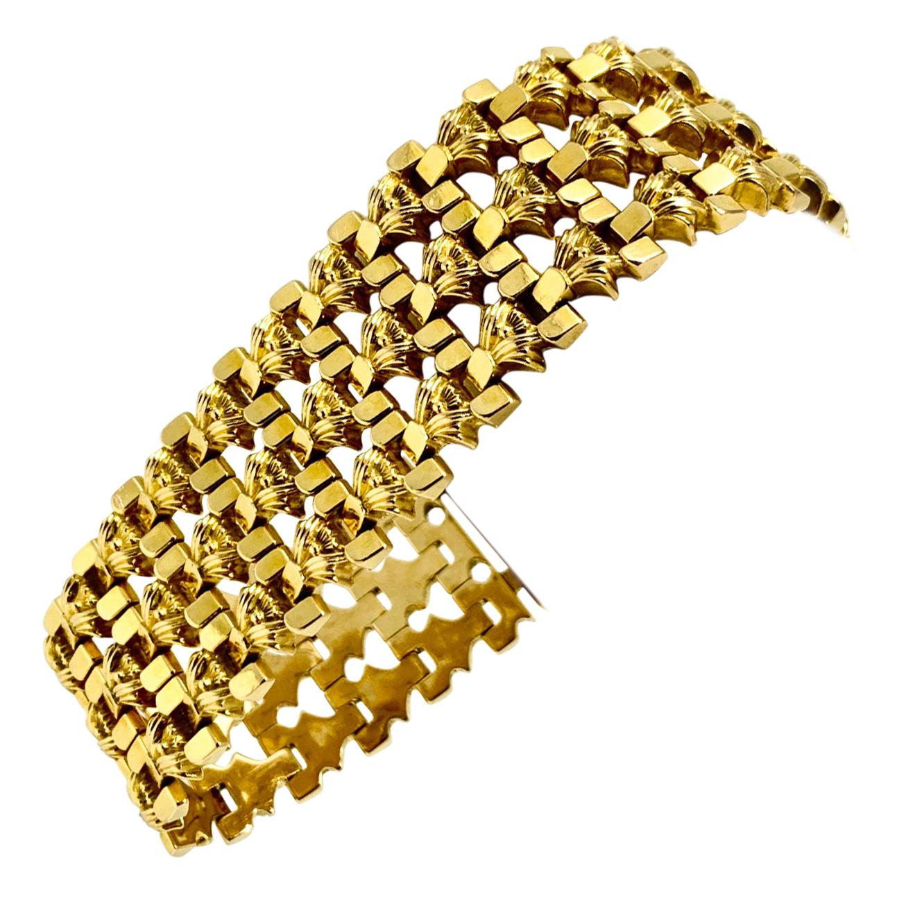 18 Karat Italian Yellow Gold Vintage Fancy Wide Ladies Bracelet