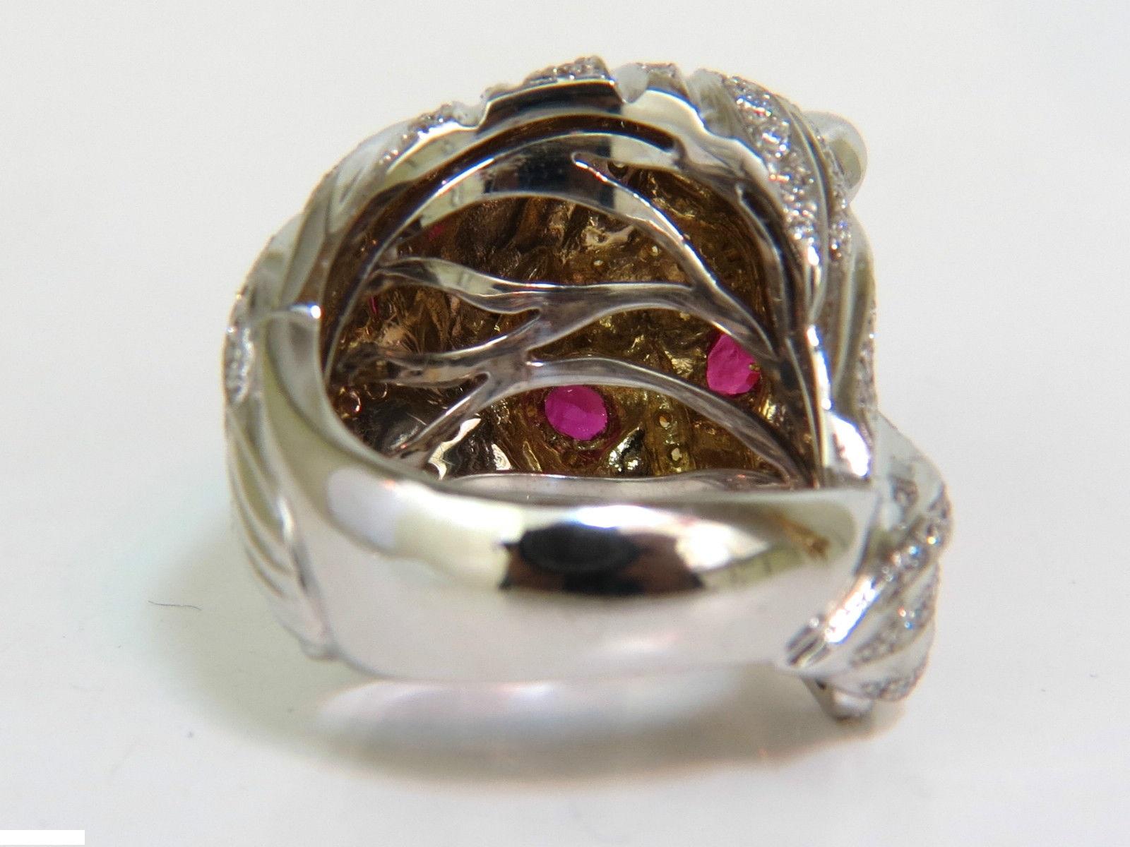 18 Karat Italy Unisex Huge 3.40 Carat Diamonds Ruby Lioness Ring 18 Karat For Sale 5