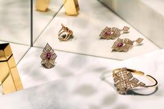 18 Karat Labyrinth Pink Gold Bracelet/Bangle with Vs-Gh Diamonds