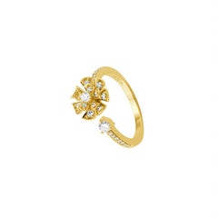 18 Karat Labyrinth Yellow Gold Ring with Vs Gh Diamonds