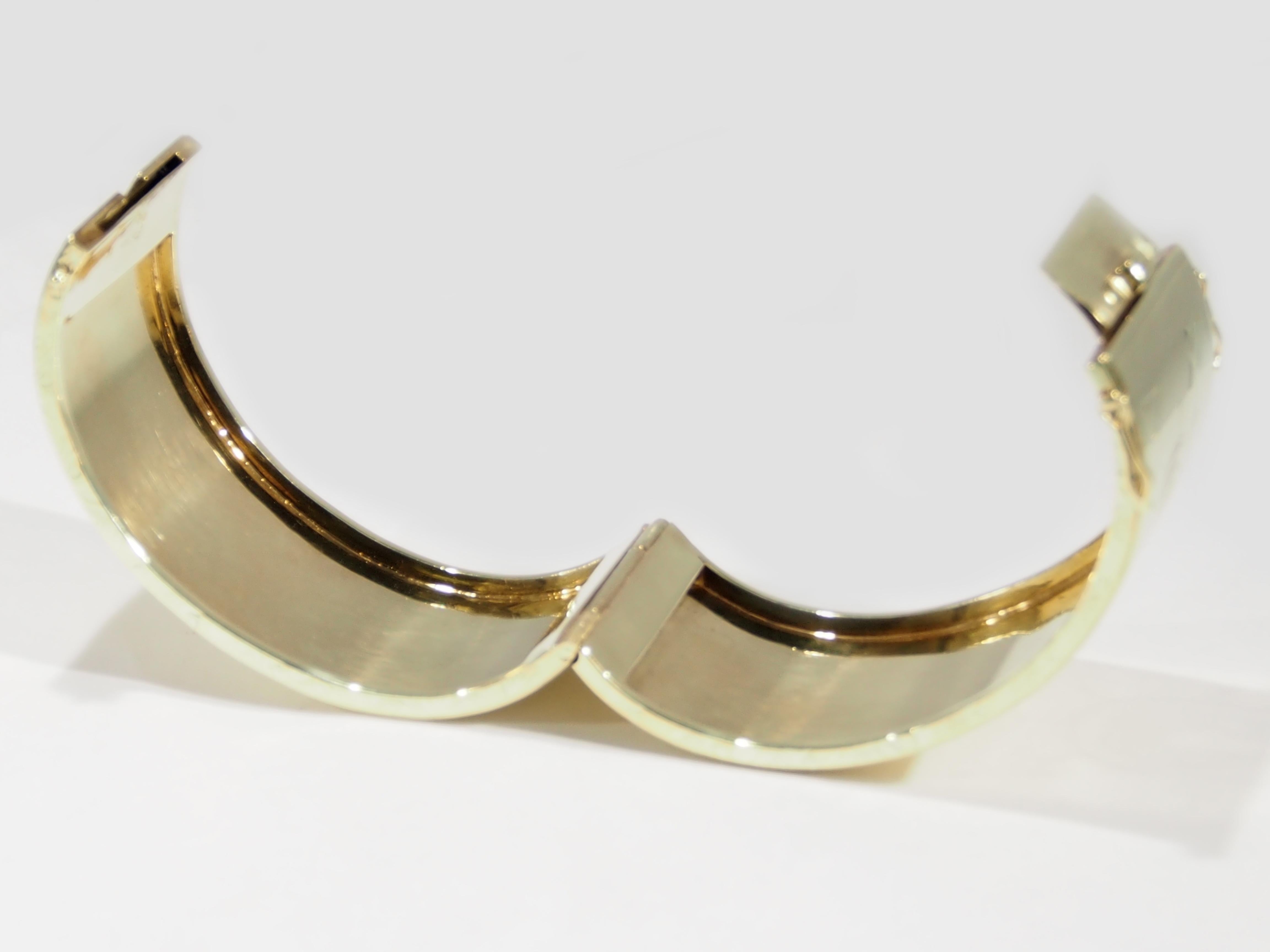 18 Karat Large Cuff Bracelet Wide Cosmic Motif In Good Condition For Sale In Boca Raton, FL