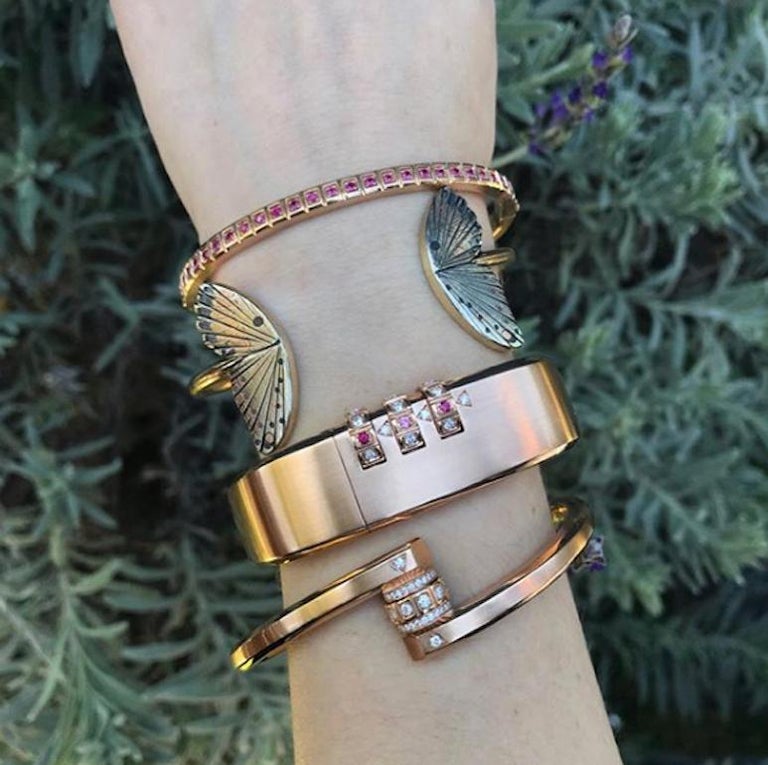 18 Karat Large Goliath Butterfly Open Wing Cuff Bracelet For Sale at