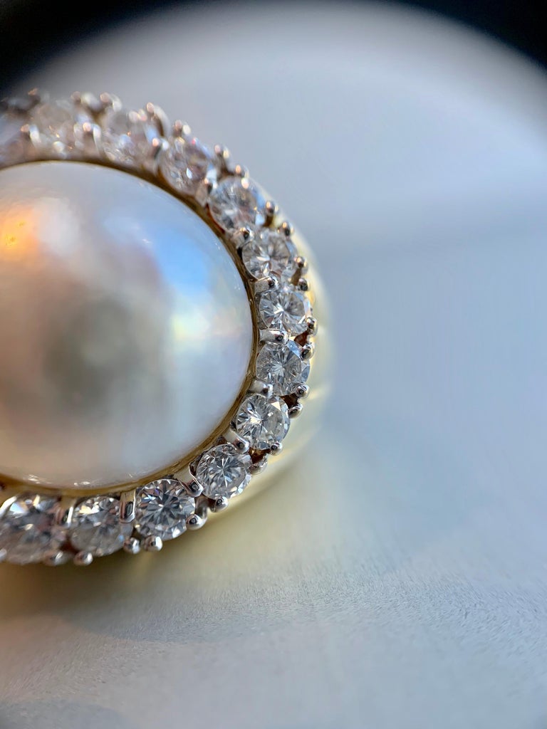 18 Karat Large Mabé Pearl and Diamond Cocktail Ring For Sale at 1stDibs