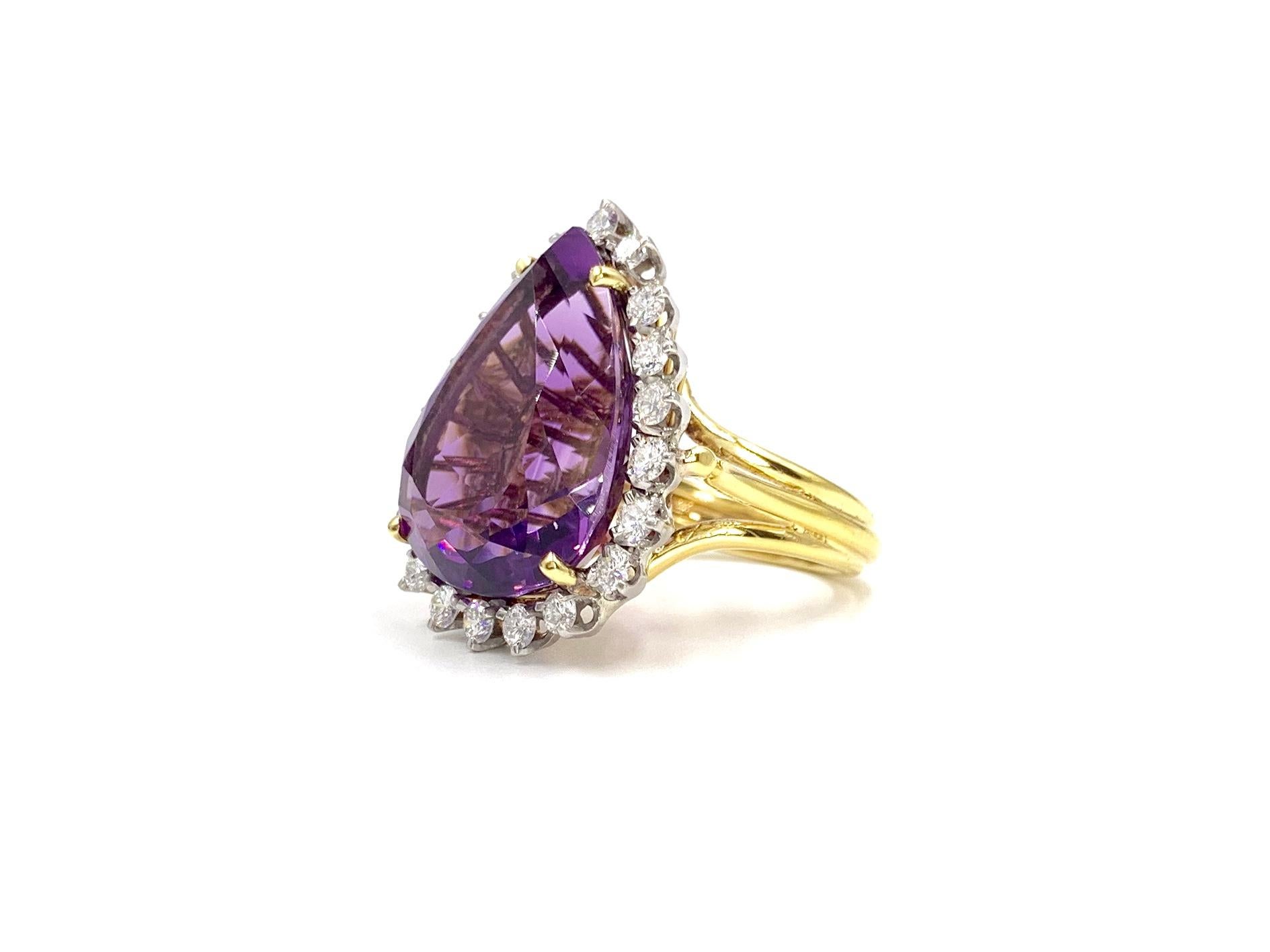 18 Karat Large Pear Shape Amethyst and Diamond Cocktail Ring In Good Condition For Sale In Pikesville, MD