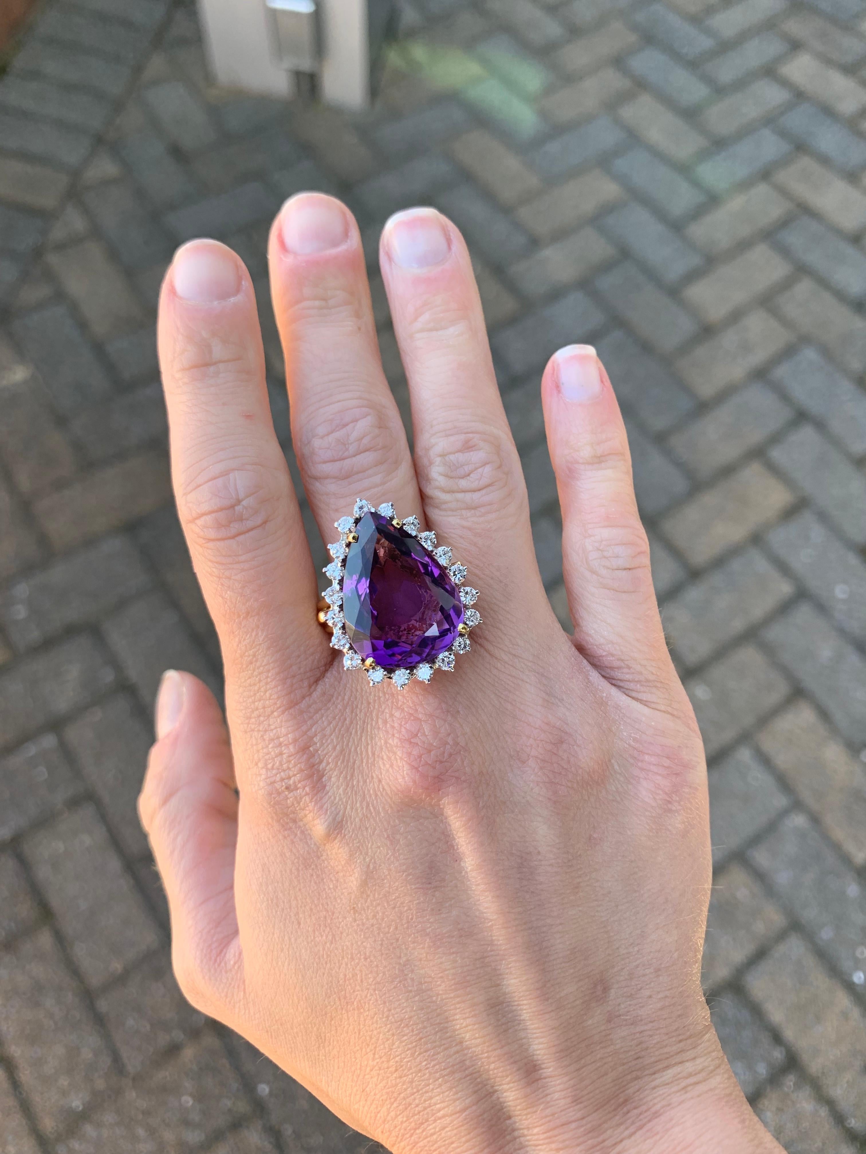 18 Karat Large Pear Shape Amethyst and Diamond Cocktail Ring For Sale 1