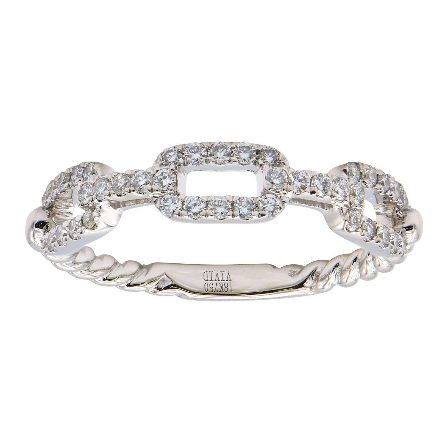 18 Karat Link Like Ring with Twist Back