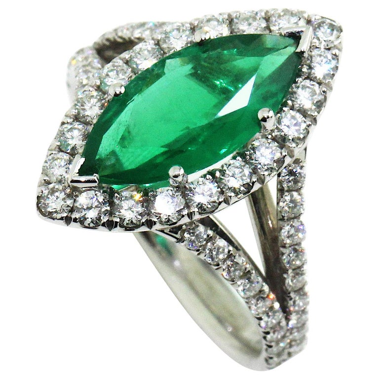 18 Karat Marquise Emerald Diamond Ring For Sale at 1stDibs | marquise ...