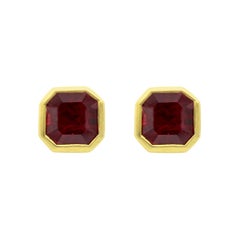 18 Karat Matte Yellow Gold 2.00 Carat Ruby Stud Earrings