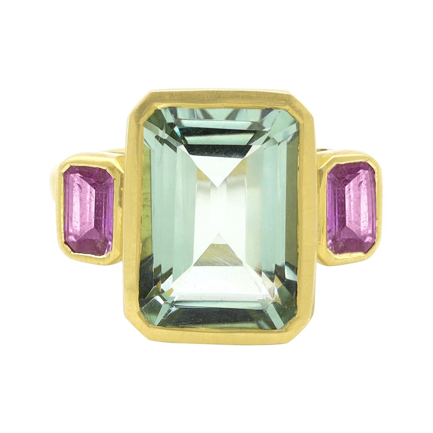 18 Karat Matte Yellow Gold 6.43 Carat Aquamarine and Pink Sapphire Trinity Ring