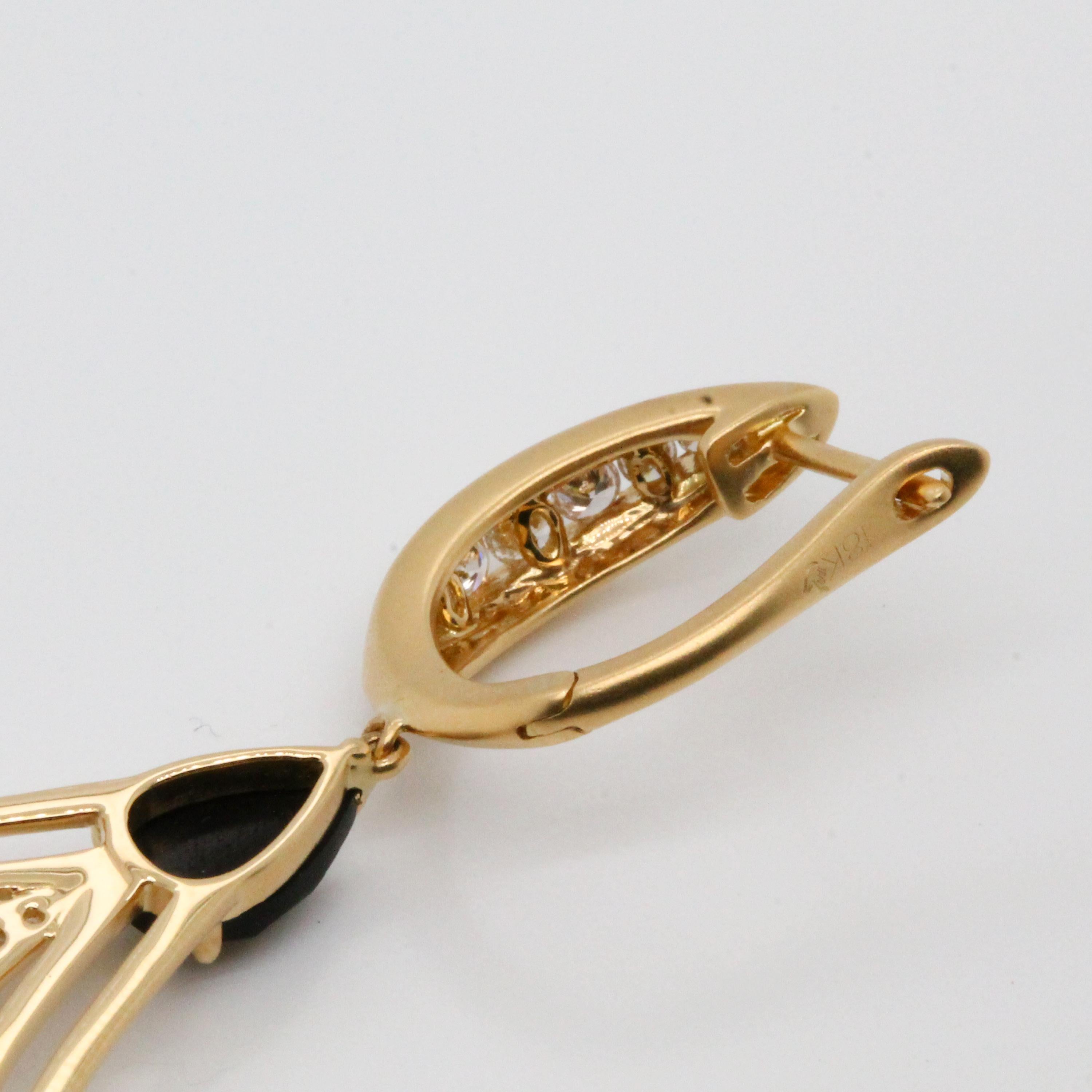 18 Karat Matte Yellow Gold Art Deco Style Drop Dangle Earrings with Black Onyx For Sale 1