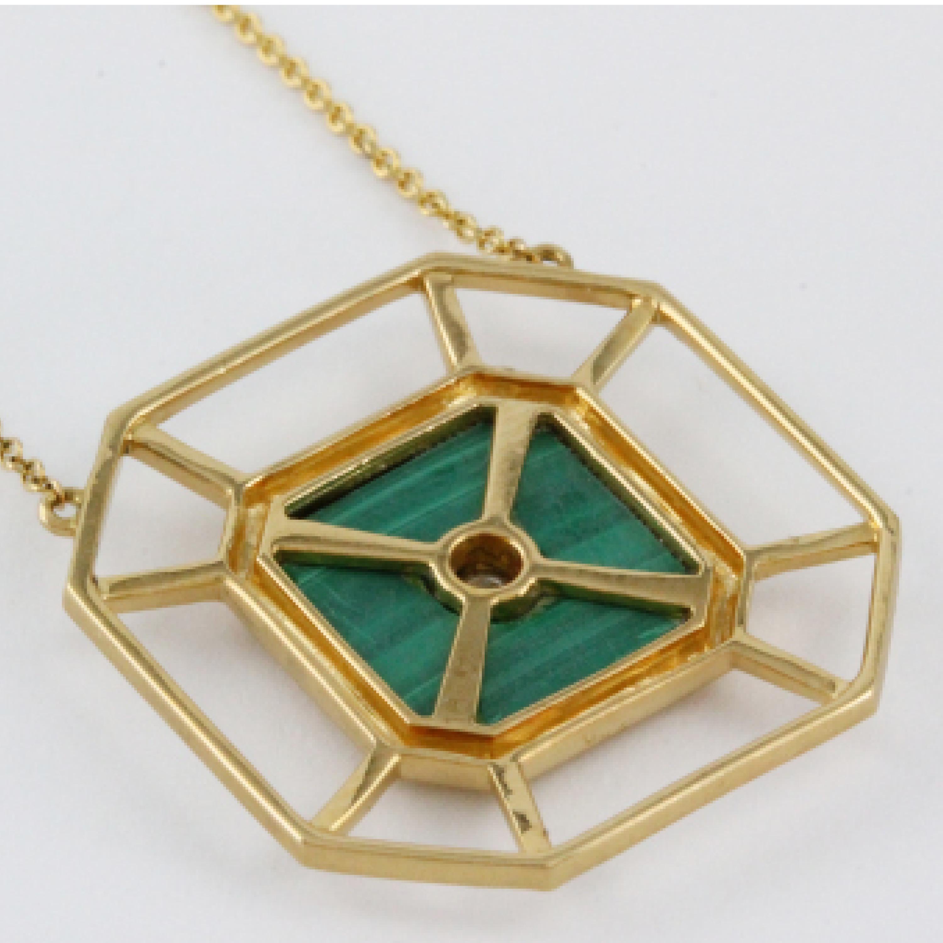 18 Karat Matte Yellow Gold Art Deco Style Hexagon Necklace Malachite Diamonds For Sale 3