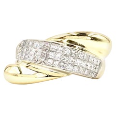 18 Karat Modern Abstract Diamond Ring