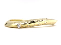 18 Karat Modern Curved Diamond Bangle Bracelet