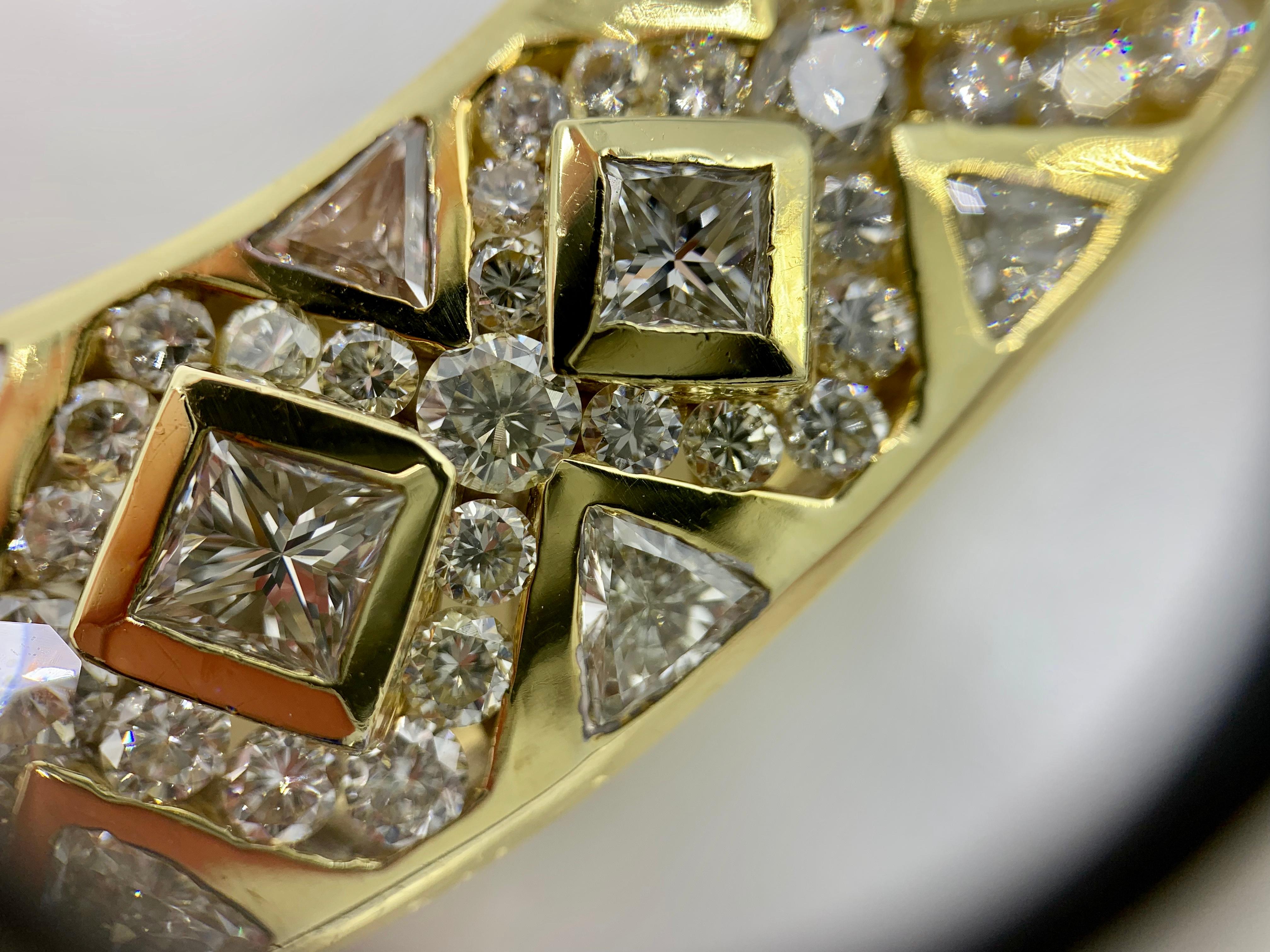 18 Karat Modern Fancy Link Diamond Bar Necklace 7.55 Carat Total Weight For Sale 2